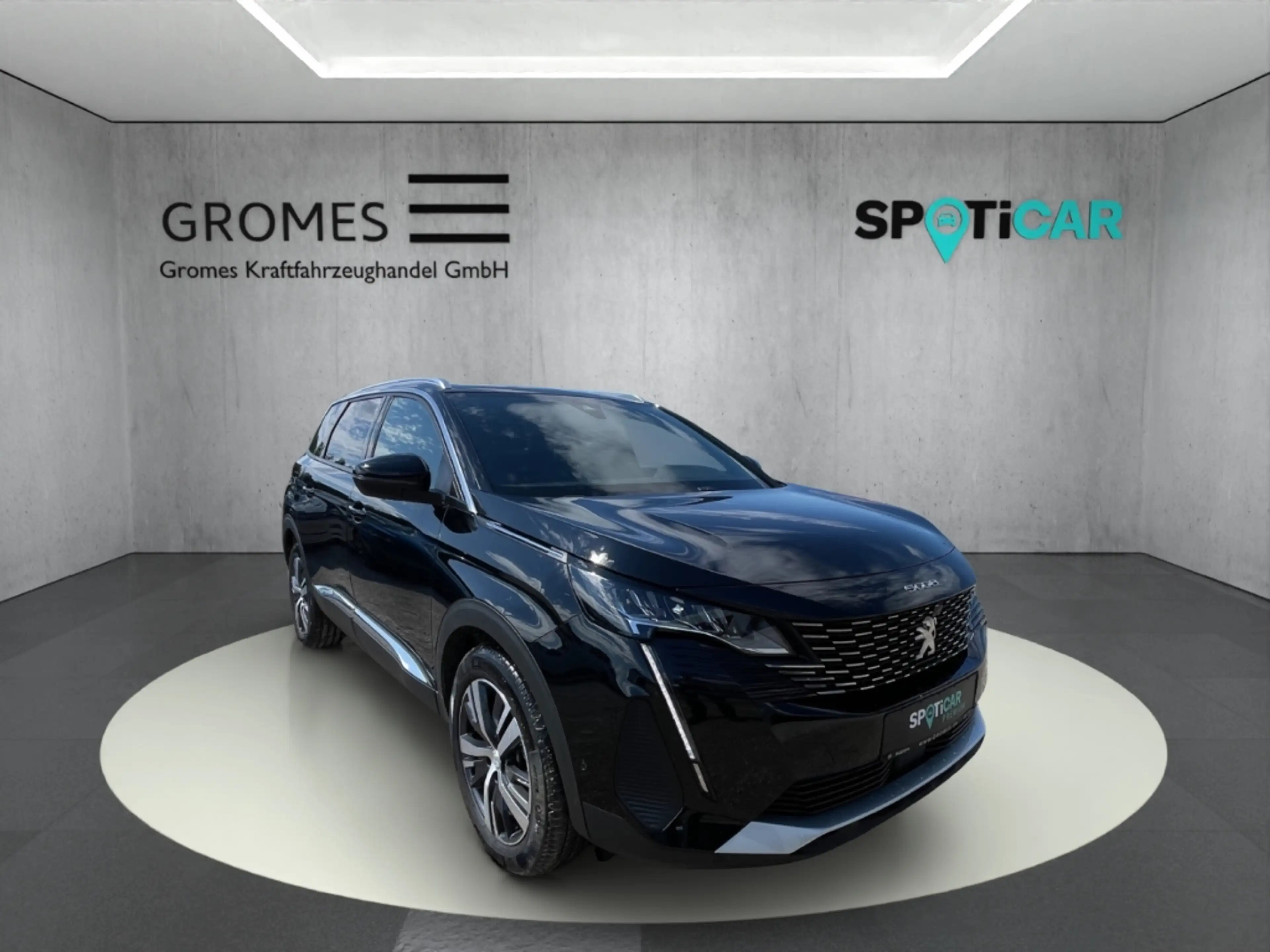Peugeot 5008 Allure HYBRID 136 e-DSC6 7-Sitzer Kamera LED CarPl