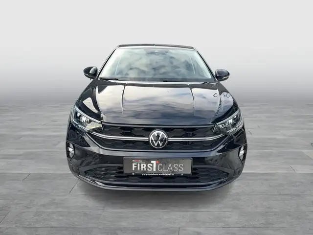 Volkswagen Taigo view 2