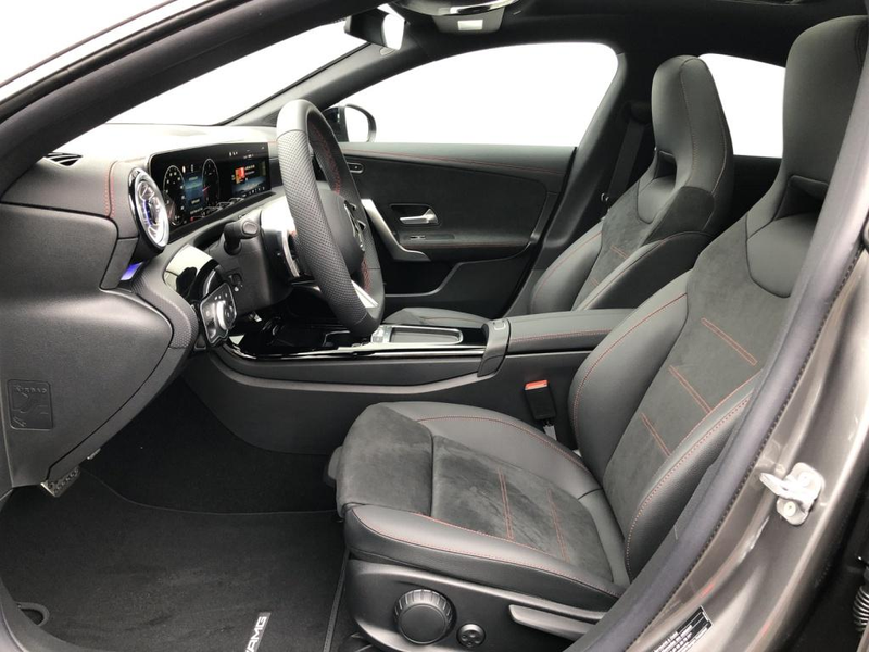 Mercedes-Benz CLA 200 d Coupe AMG+ILS+MBUX+MBeam+Night+Pano — photo 7