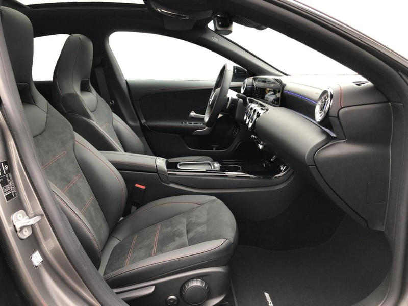 Mercedes-Benz CLA 200 d Coupe AMG+ILS+MBUX+MBeam+Night+Pano — photo 5