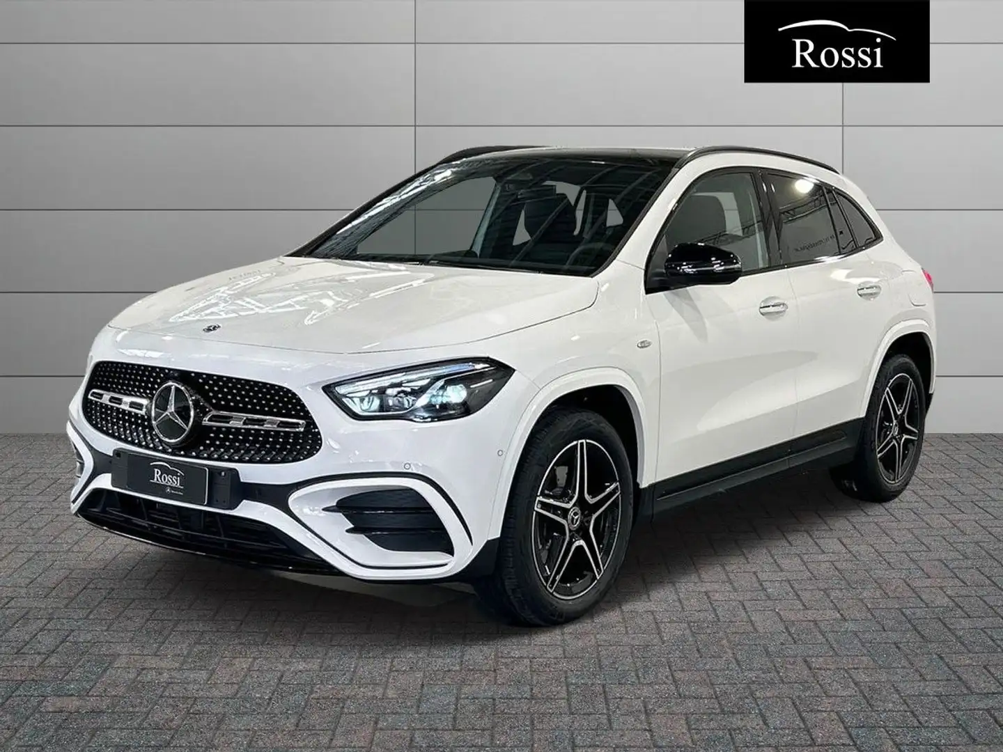 Mercedes-Benz GLA 250 e Plug-in hybrid White - 1