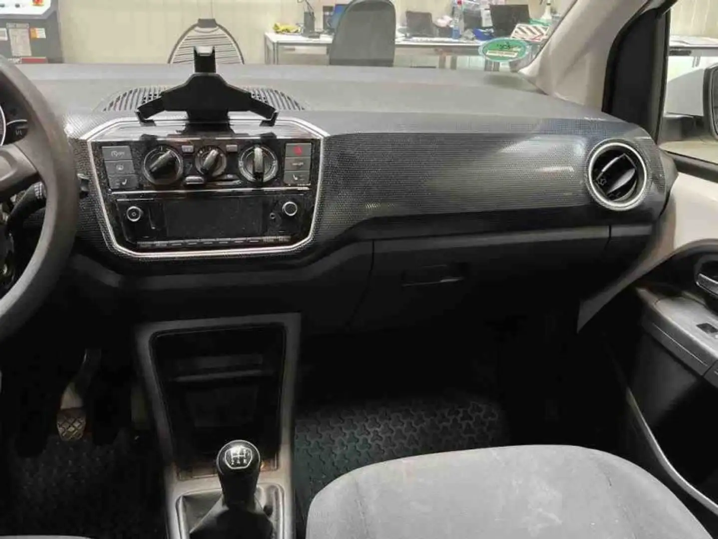 Volkswagen up! . Weiß - 2