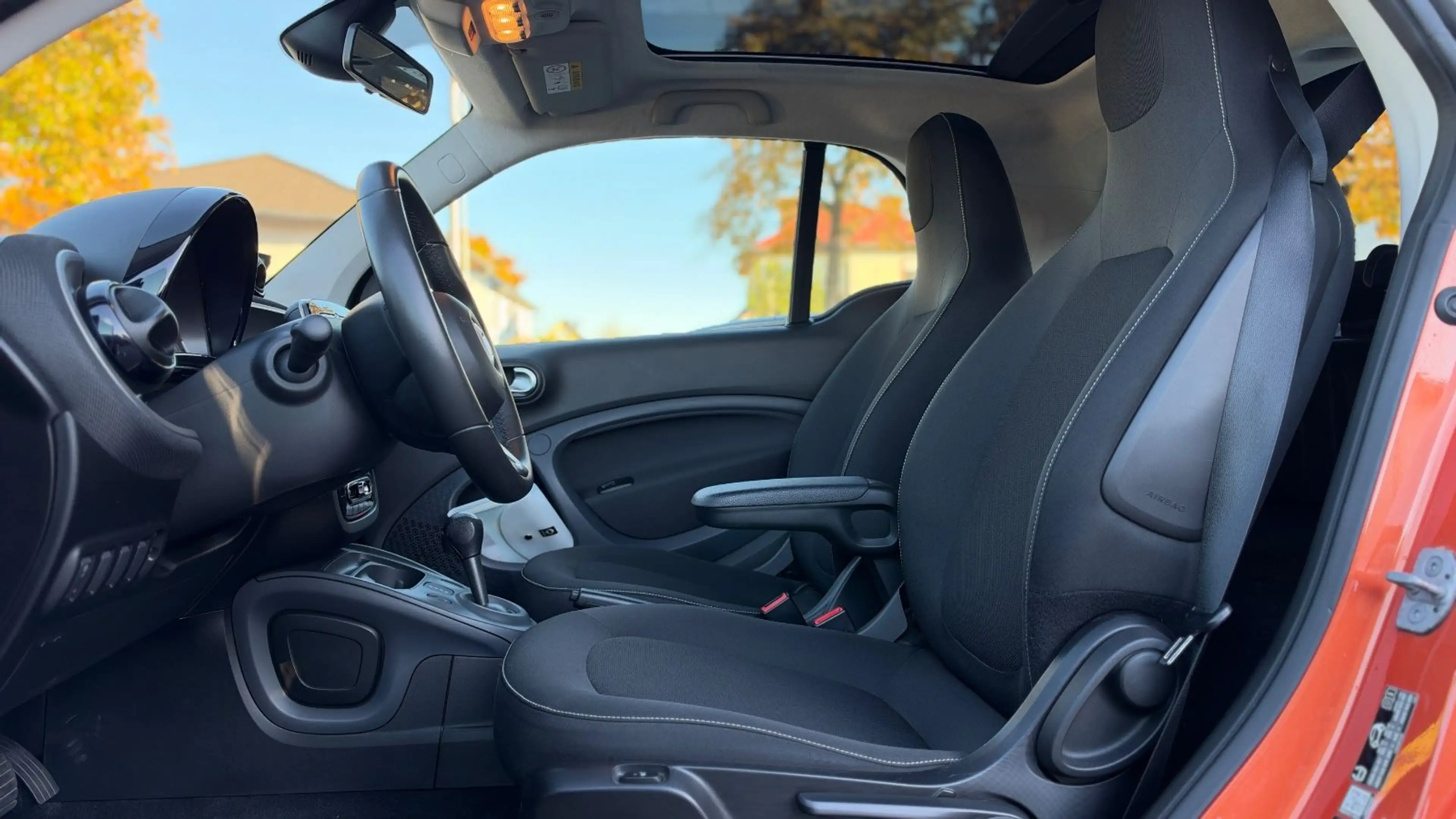 smart forTwo coupé 0.9 66kW — photo 12