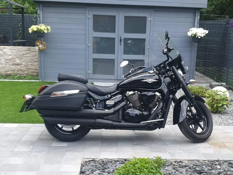 Suzuki Intruder 1500