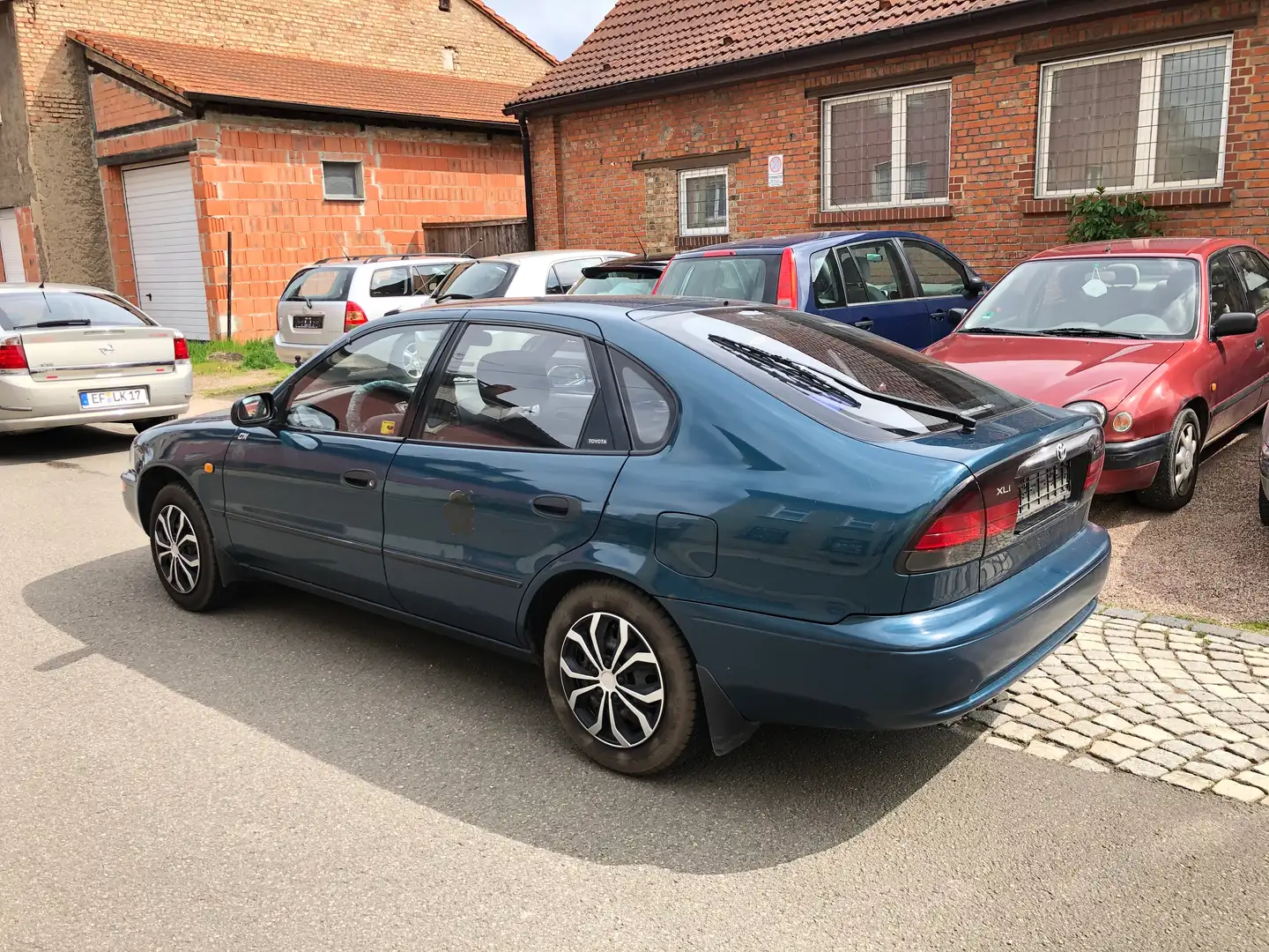 Toyota Corolla Liftback 1.4 XLi Blau - 2