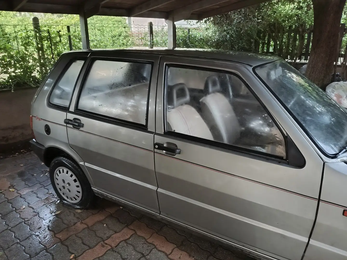 Fiat Uno 5p 0.9 Sting 45cv - 1