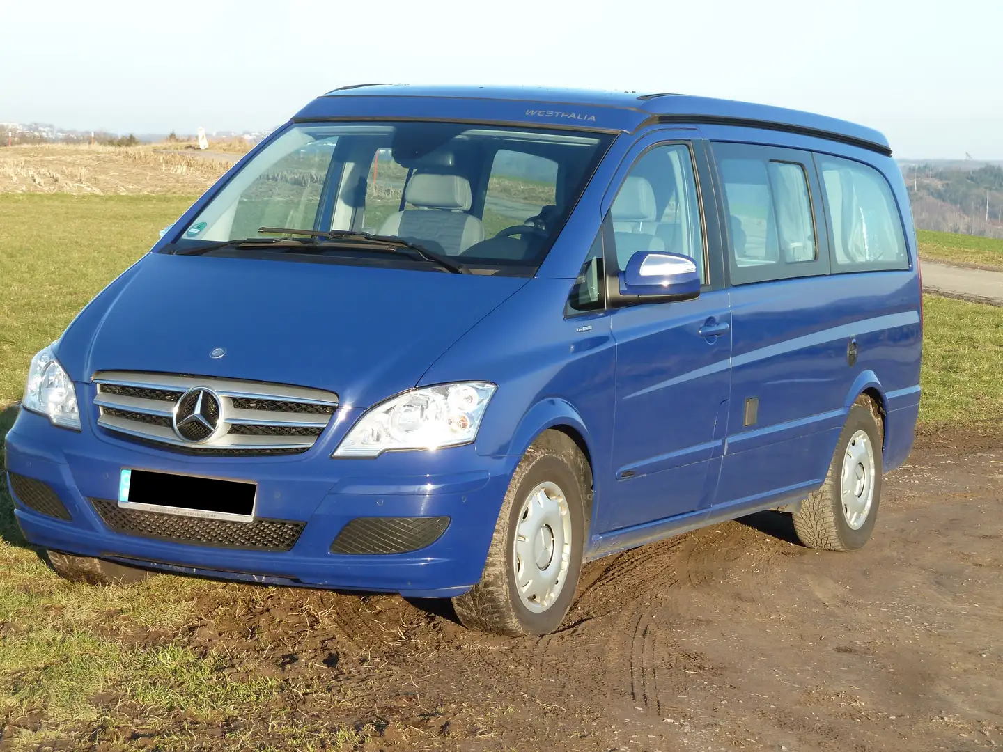 Mercedes-Benz Viano Marco Polo Blau - 1