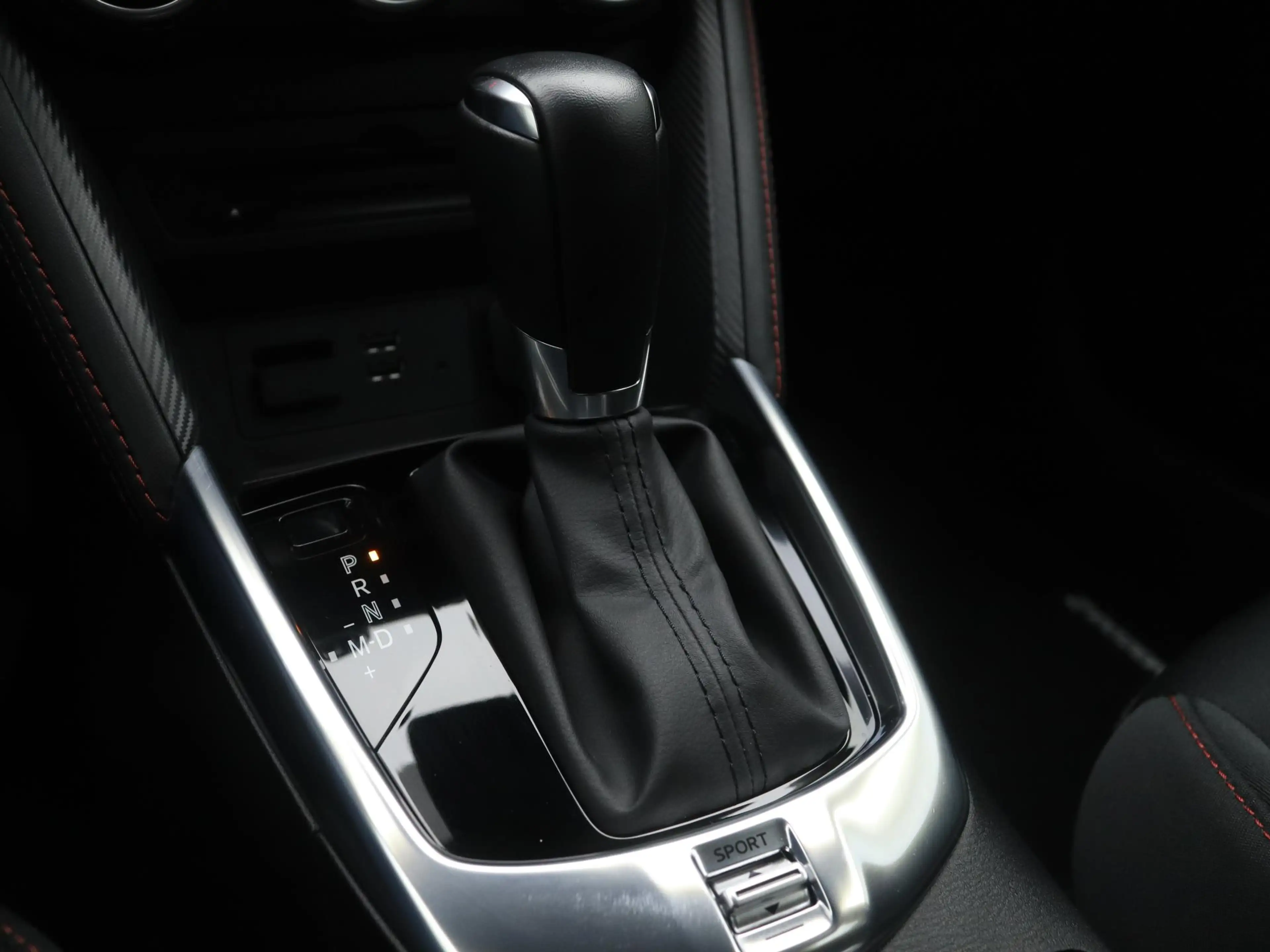 Mazda 2 1.5 SkyActiv-G GT-M automaat : dealer onderhouden — photo 34