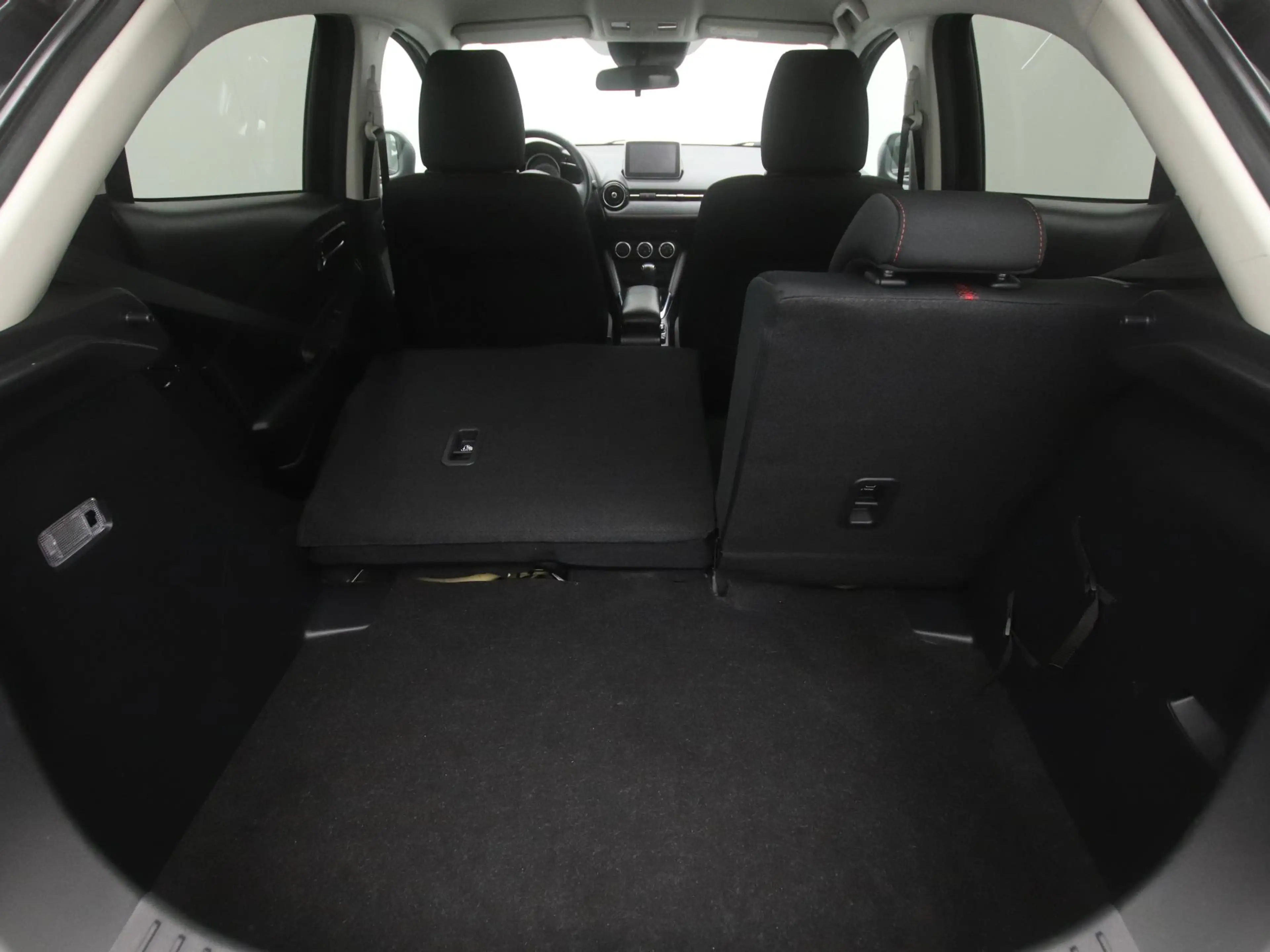 Mazda 2 1.5 SkyActiv-G GT-M automaat : dealer onderhouden — photo 16