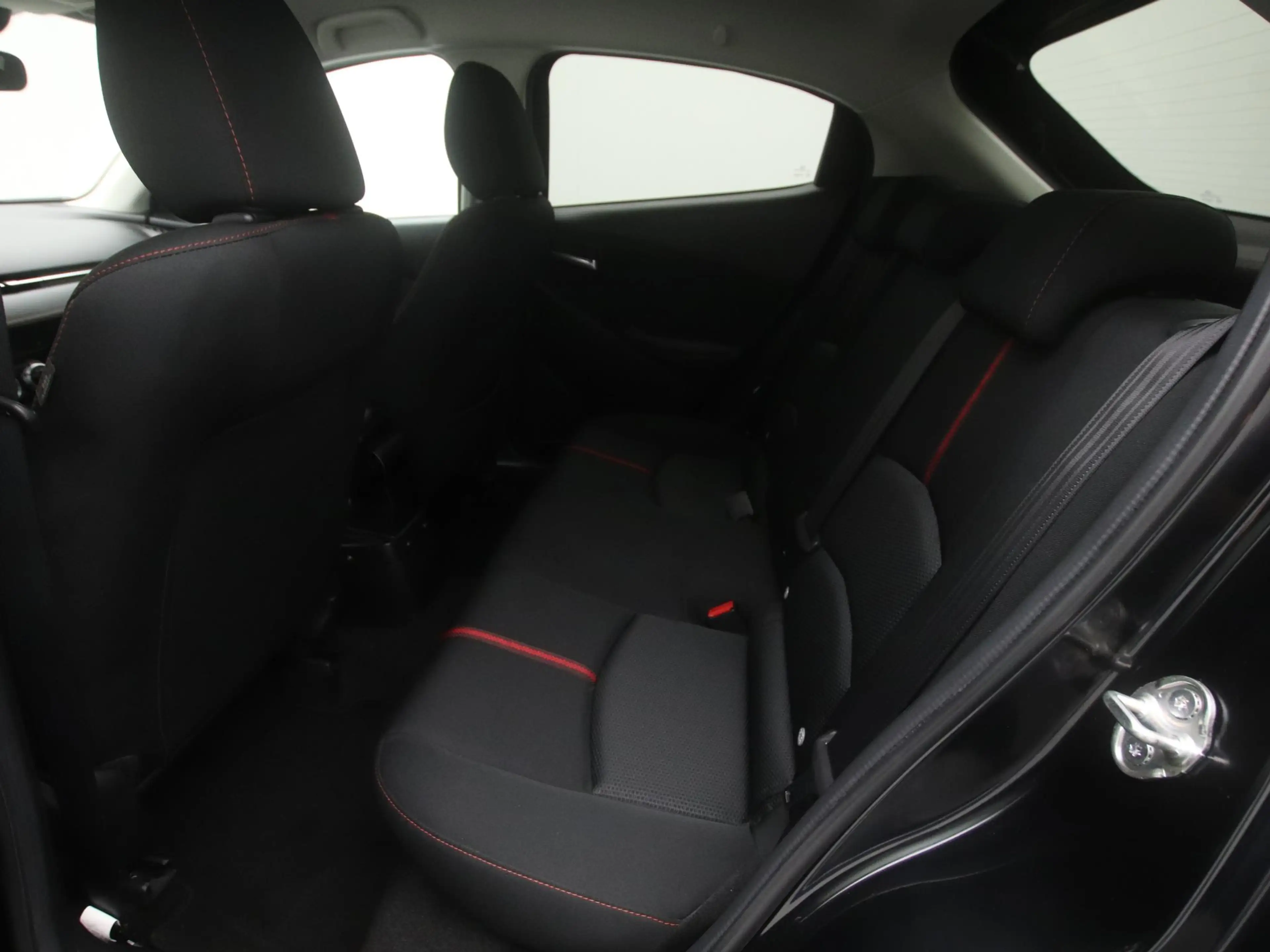 Mazda 2 1.5 SkyActiv-G GT-M automaat : dealer onderhouden — photo 13