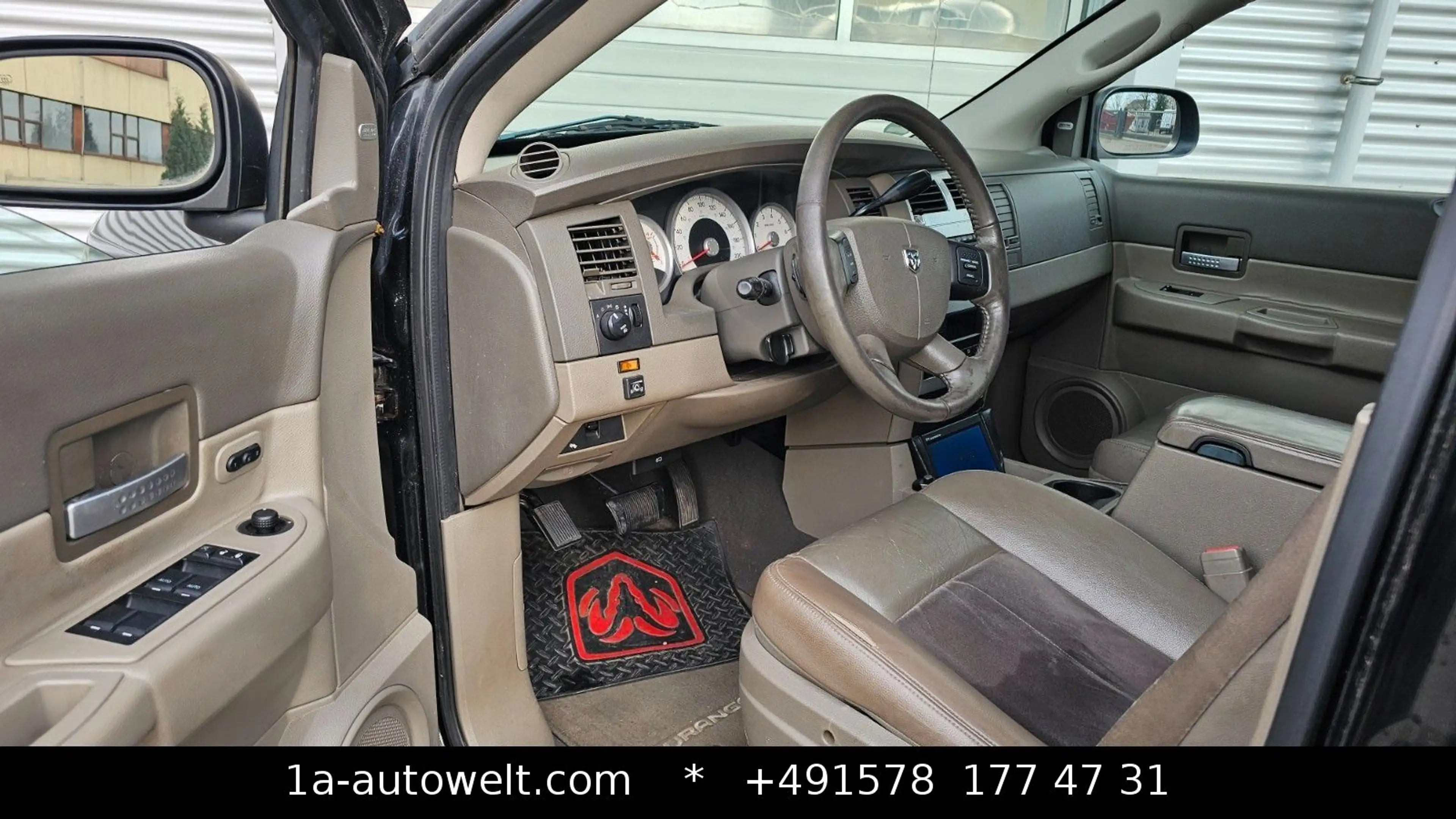 Dodge Durango 5,7 HEMI LPG AUT.7-Sizte Leder Navi AHK — photo 6