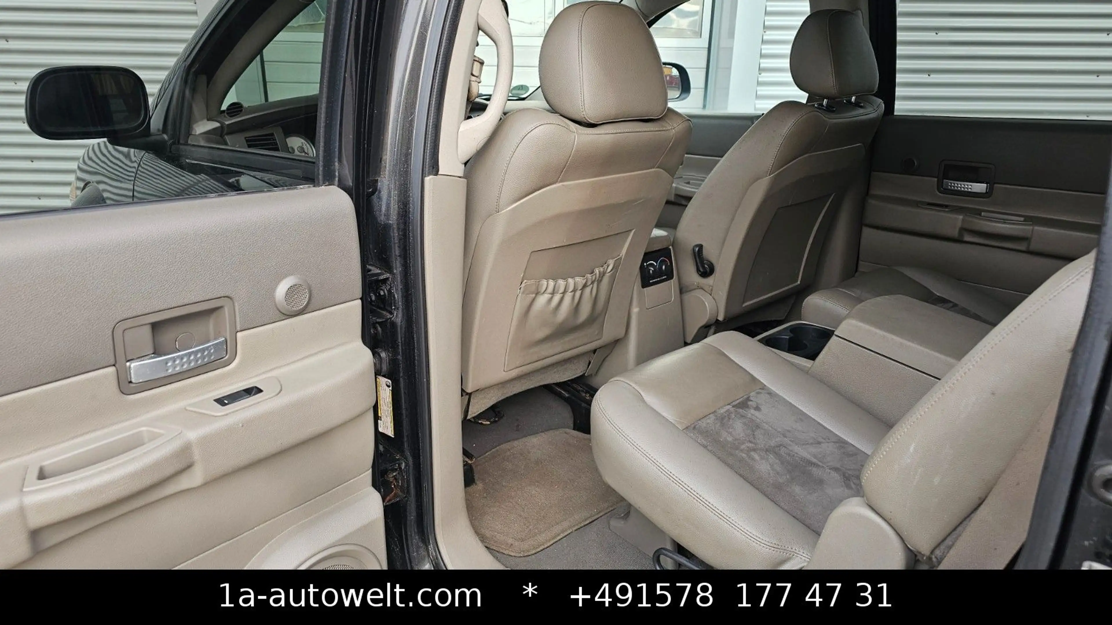 Dodge Durango 5,7 HEMI LPG AUT.7-Sizte Leder Navi AHK — photo 10