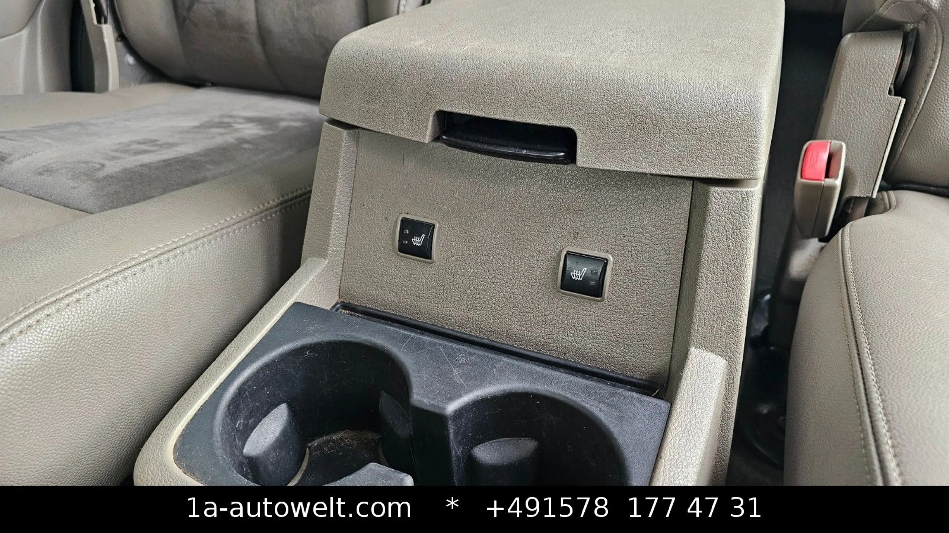 Dodge Durango 5,7 HEMI LPG AUT.7-Sizte Leder Navi AHK — photo 14