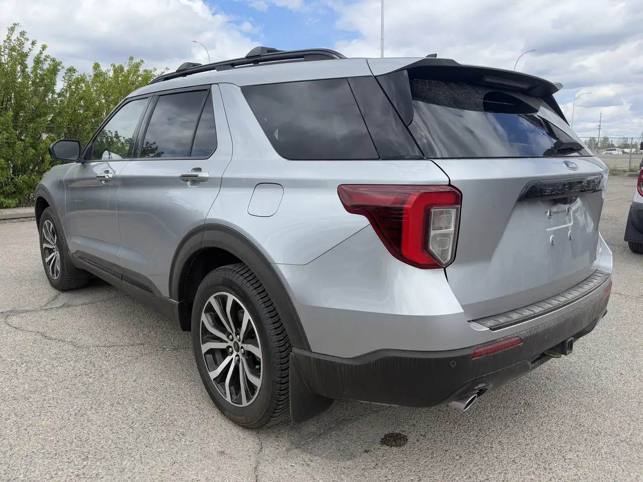 Ford Explorer снимка Ford Explorer