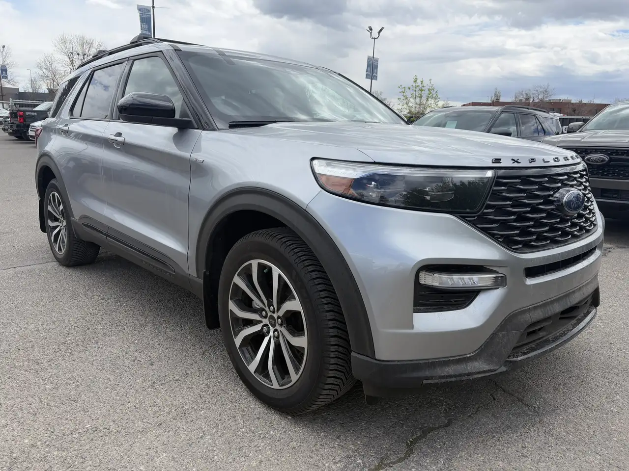 Ford Explorer снимка Ford Explorer