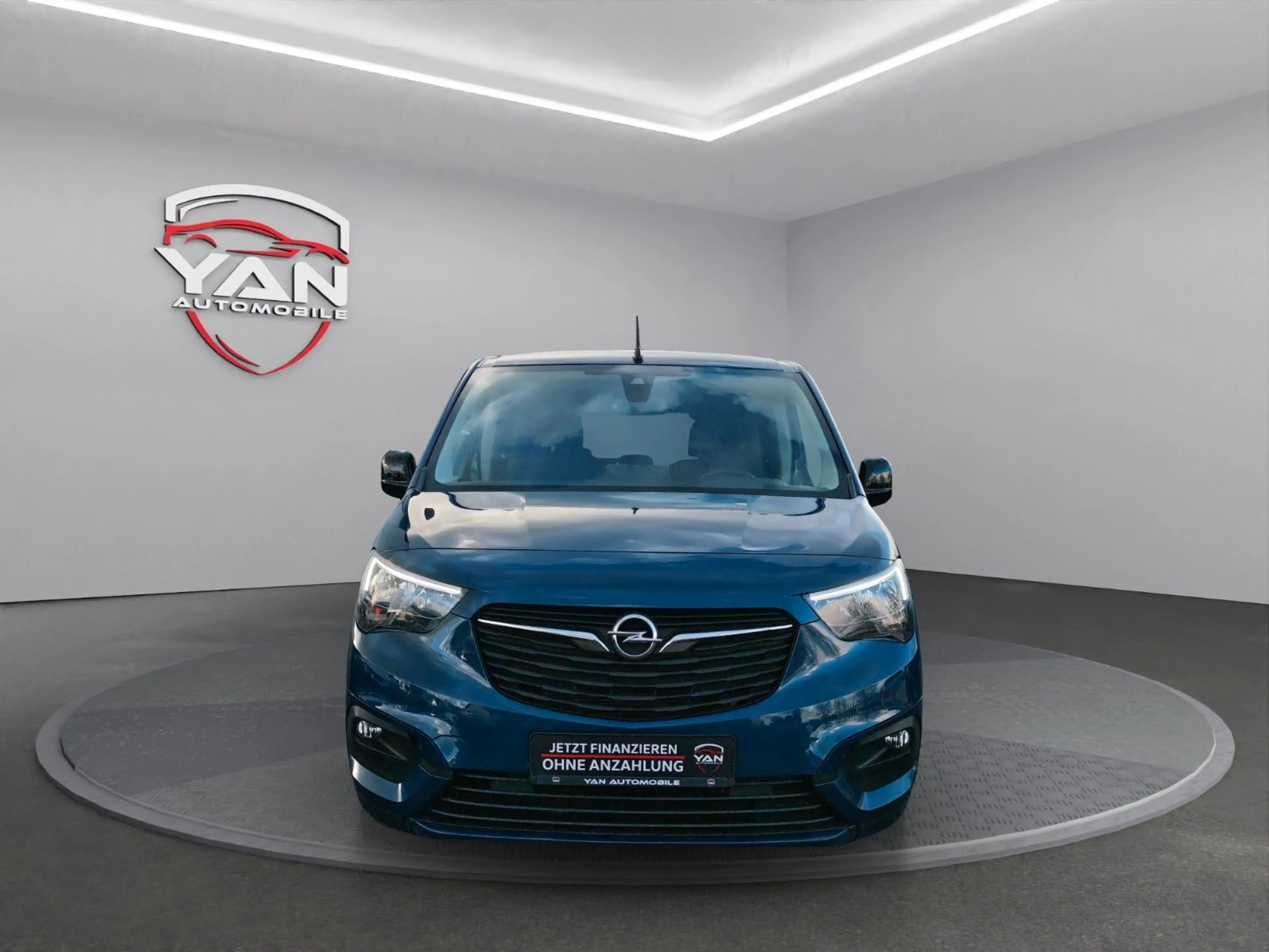 Opel Combo Life 1.5 *Standheiz*Sitzheiz*Kamera* — photo 3