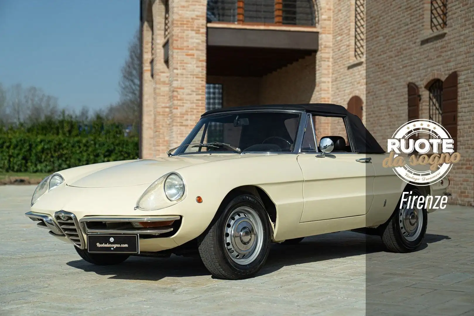 Alfa Romeo 1750 SPIDER VELOCE "OSSO DI SEPPIA" Bianco - 1