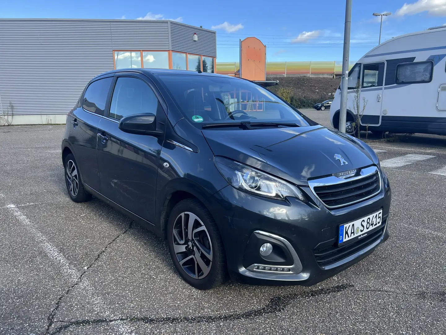 Peugeot 108 Allure Grau - 2