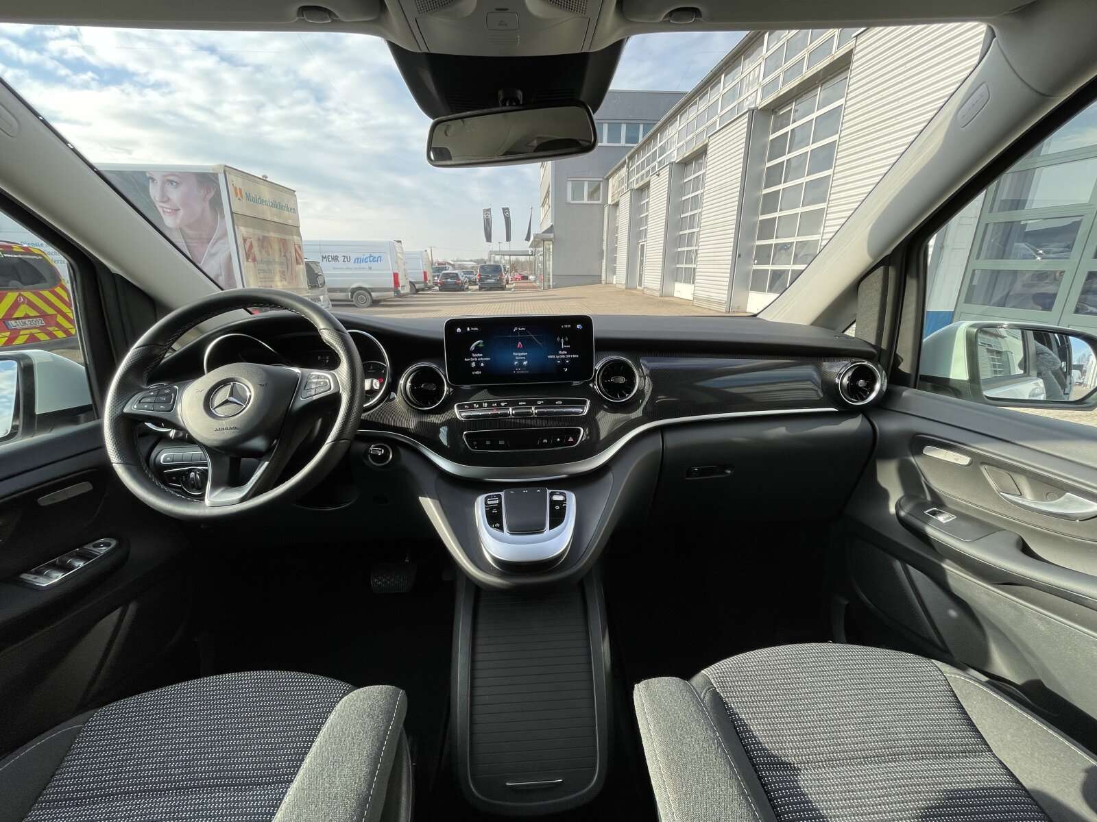 Mercedes-Benz V 250