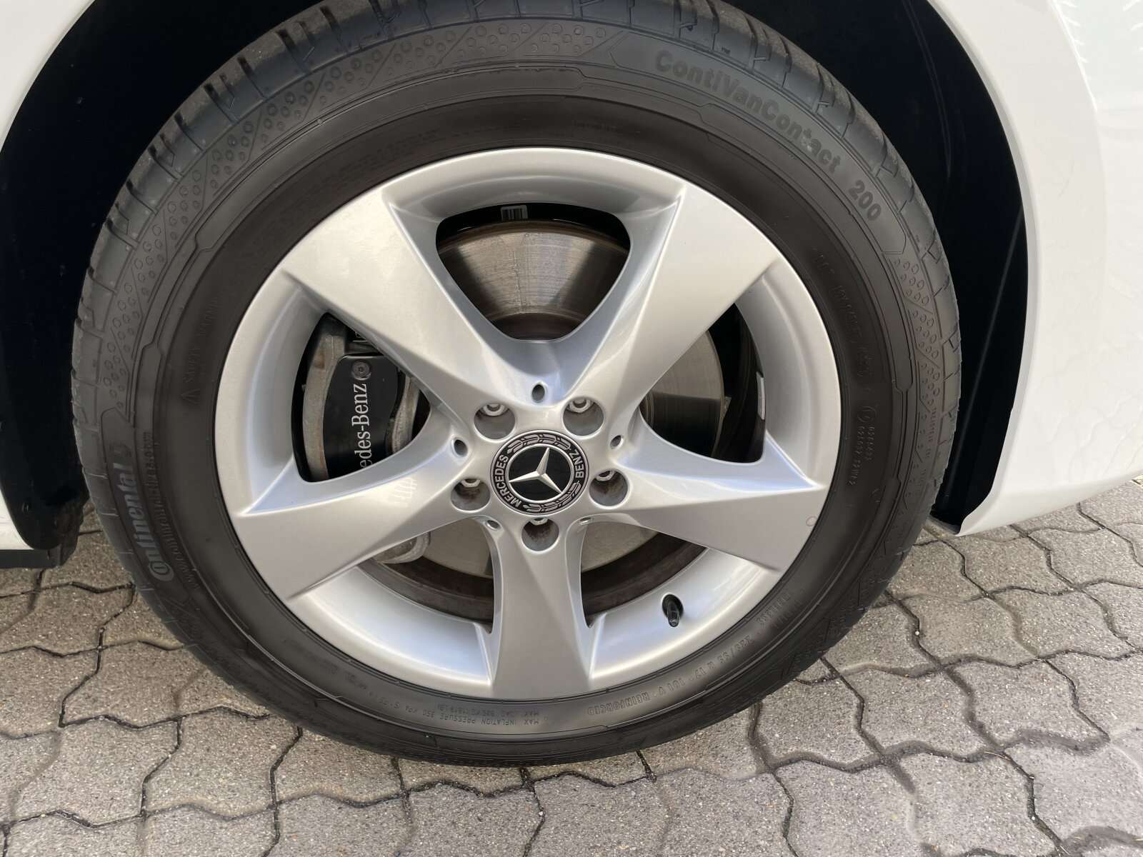 Mercedes-Benz V 250