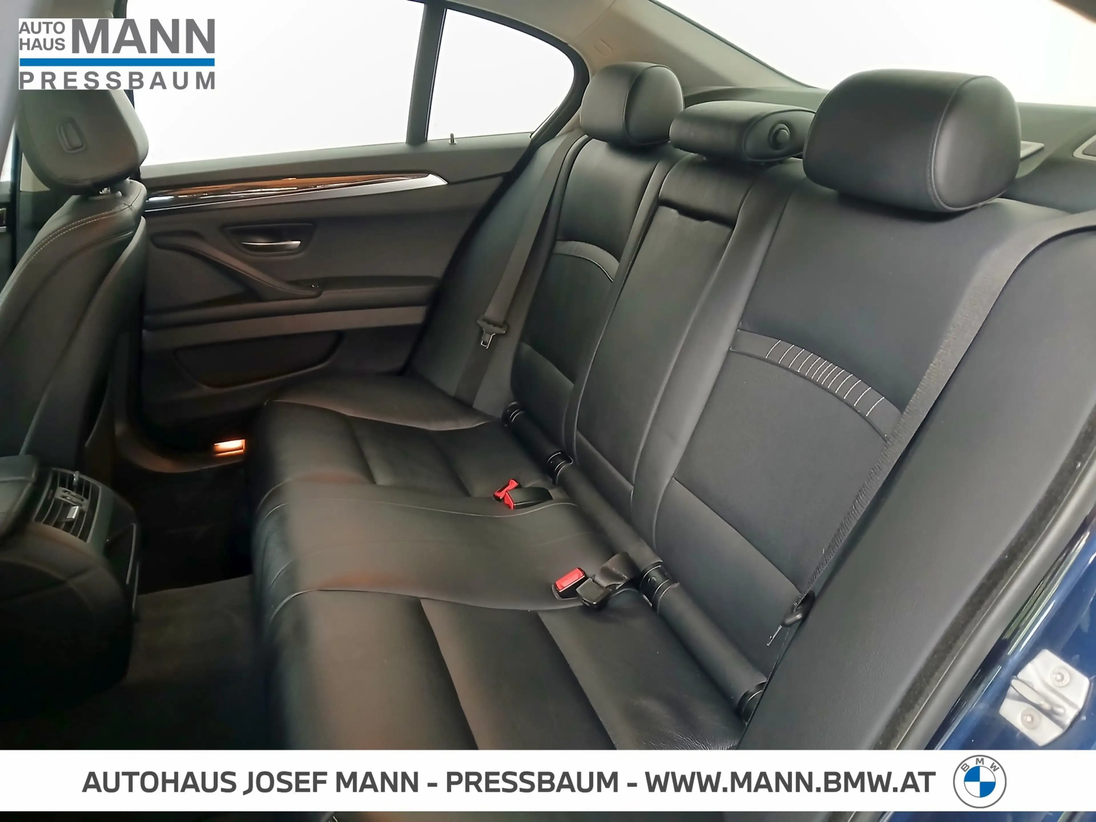 BMW 528 i xDrive — photo 8