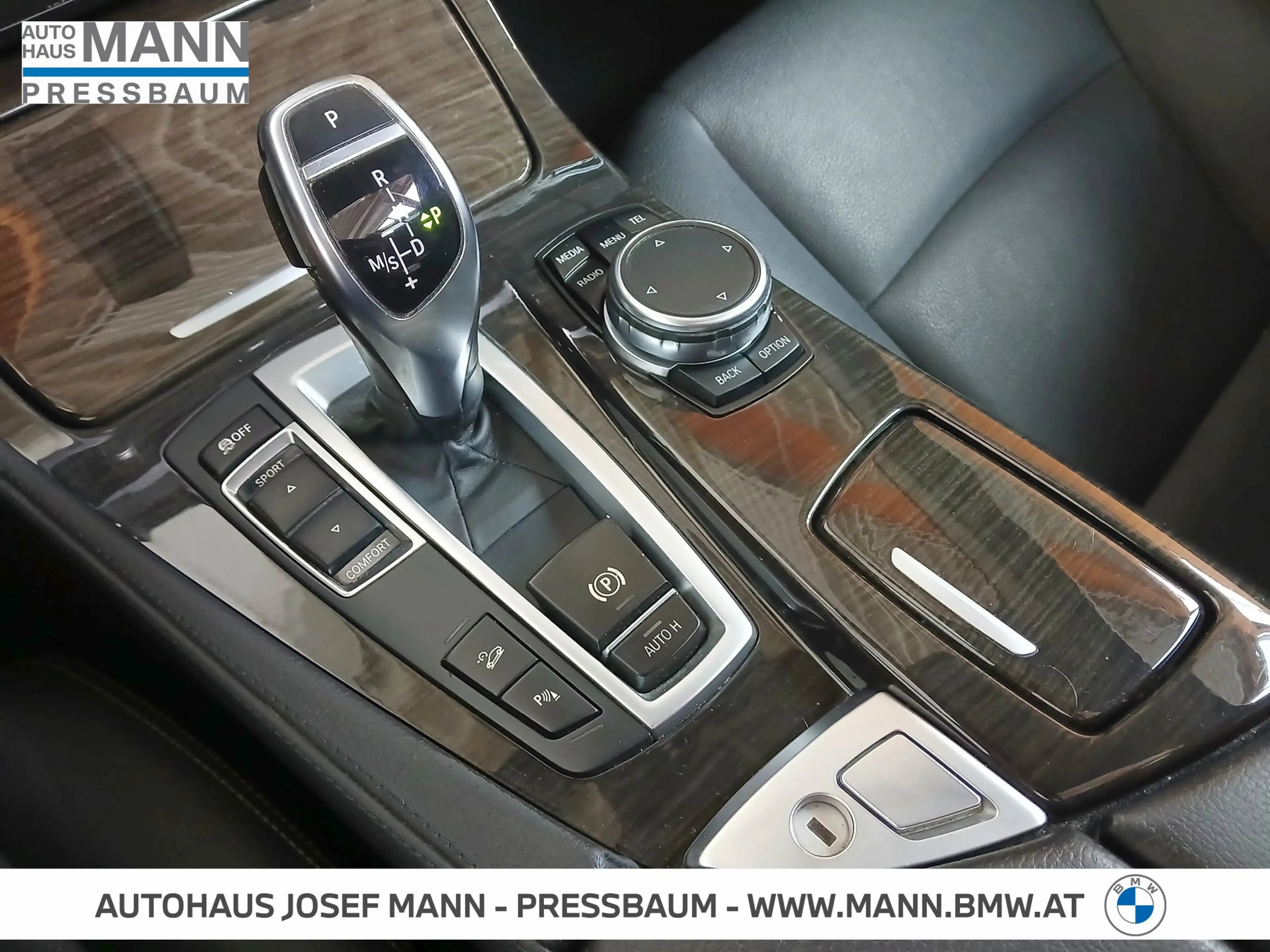 BMW 528 i xDrive — photo 14