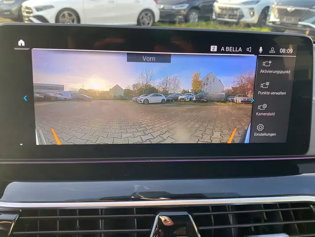 BMW 5 Series view 8