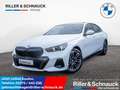 BMW 520 i M-Sport ACC HUD SITZBELÜFTUNG PANO 360° Weiß - thumbnail 1