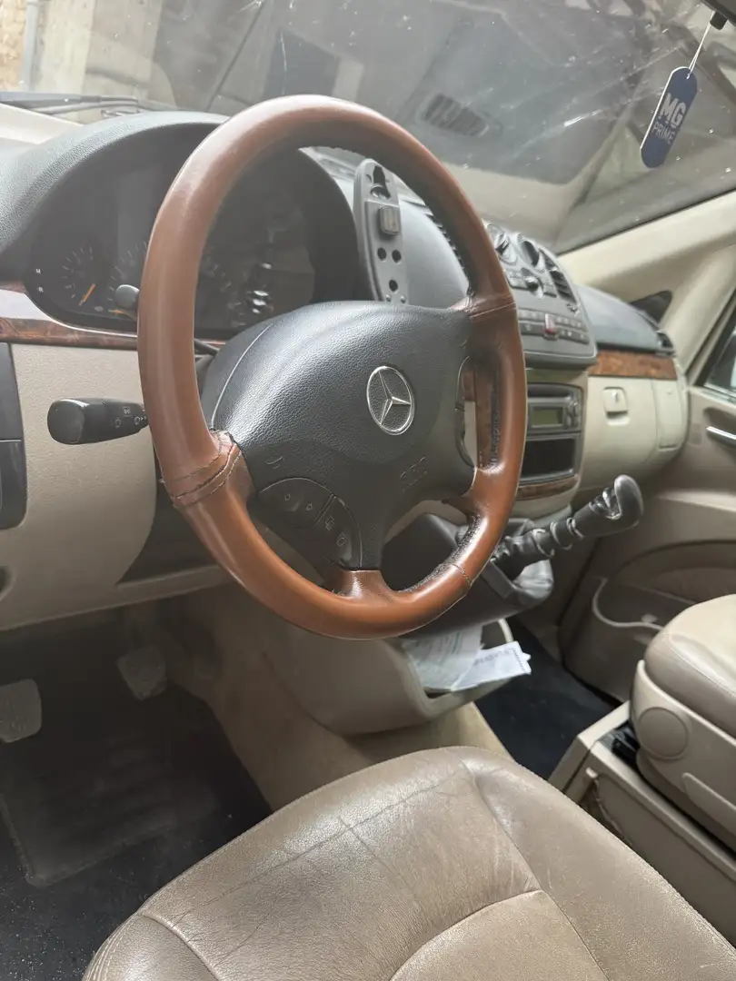 Mercedes-Benz Viano 2.2 CDI extralang Ambiente Schwarz - 2