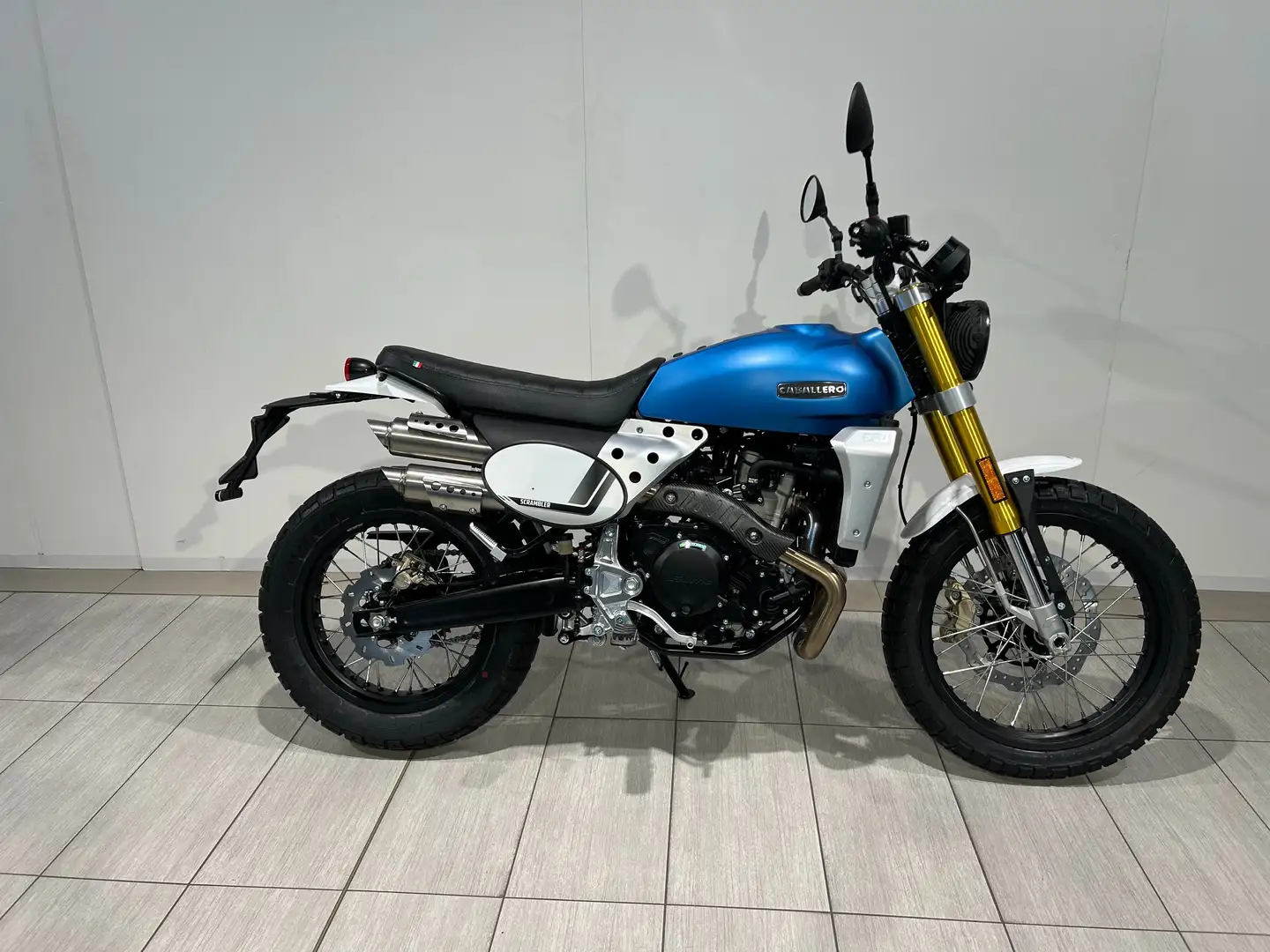 Fantic Caballero 500 Fantic Motor Caballero 500 SCRAMBLER in Promozione Bleu - 1