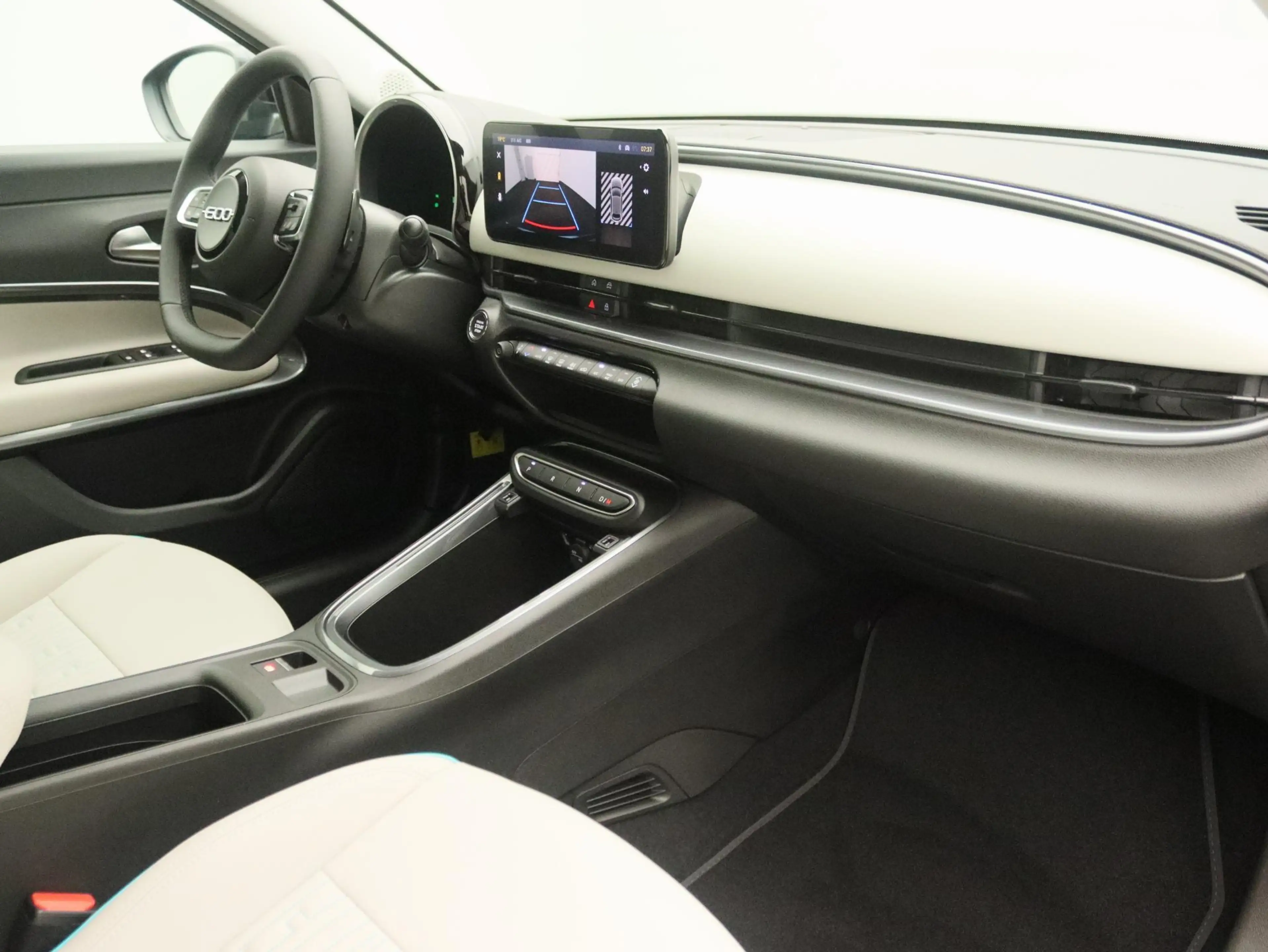 Fiat 600 1.2 Hybrid 136cv DCT La Prima — photo 13