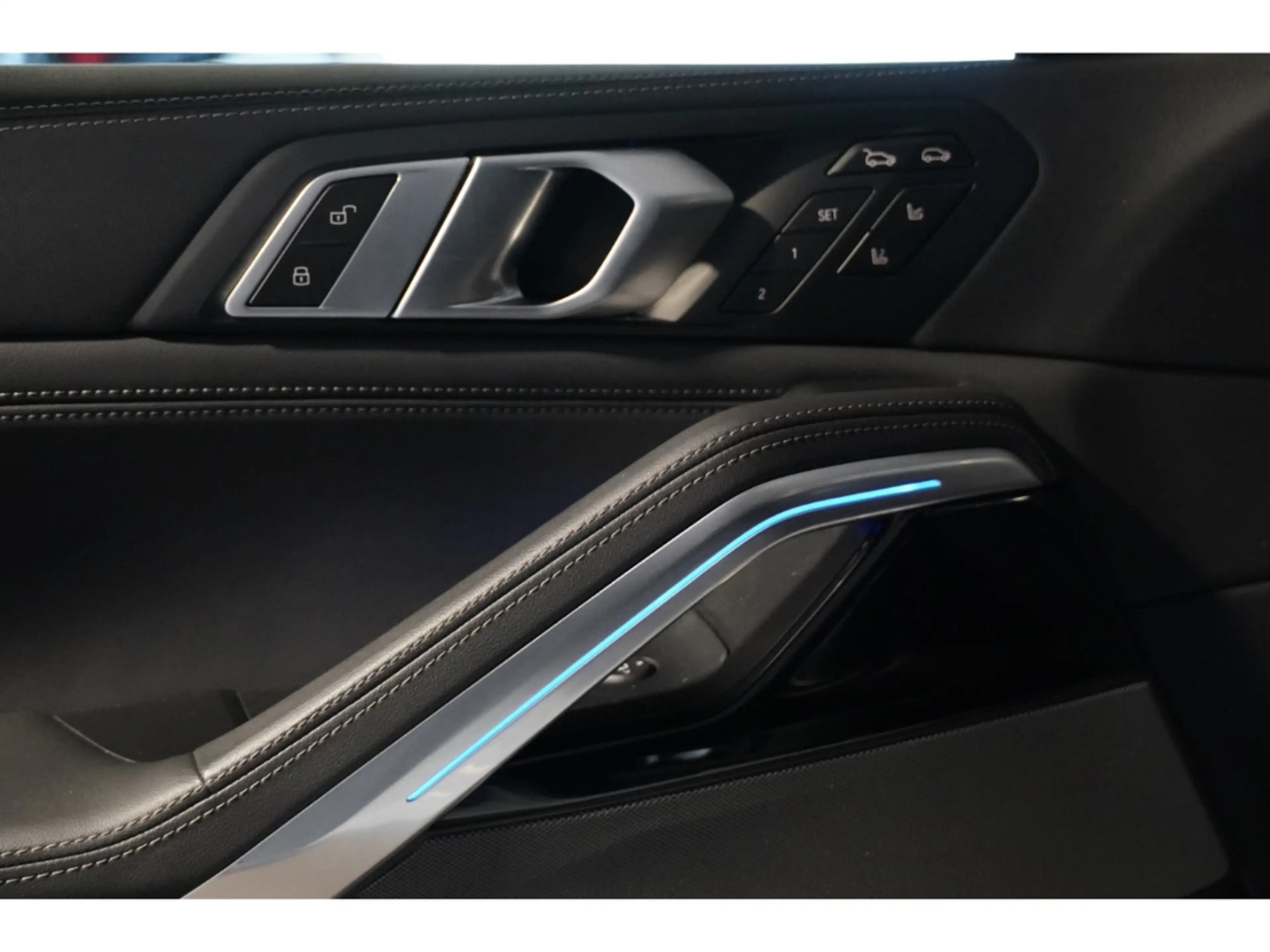 BMW X6 40d M-Sport Pano-Sky Massage Memo AHK H&K HUD — photo 8
