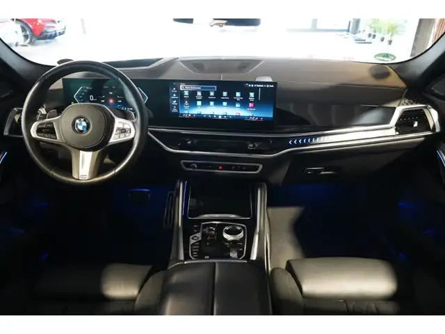 BMW X6 view 14