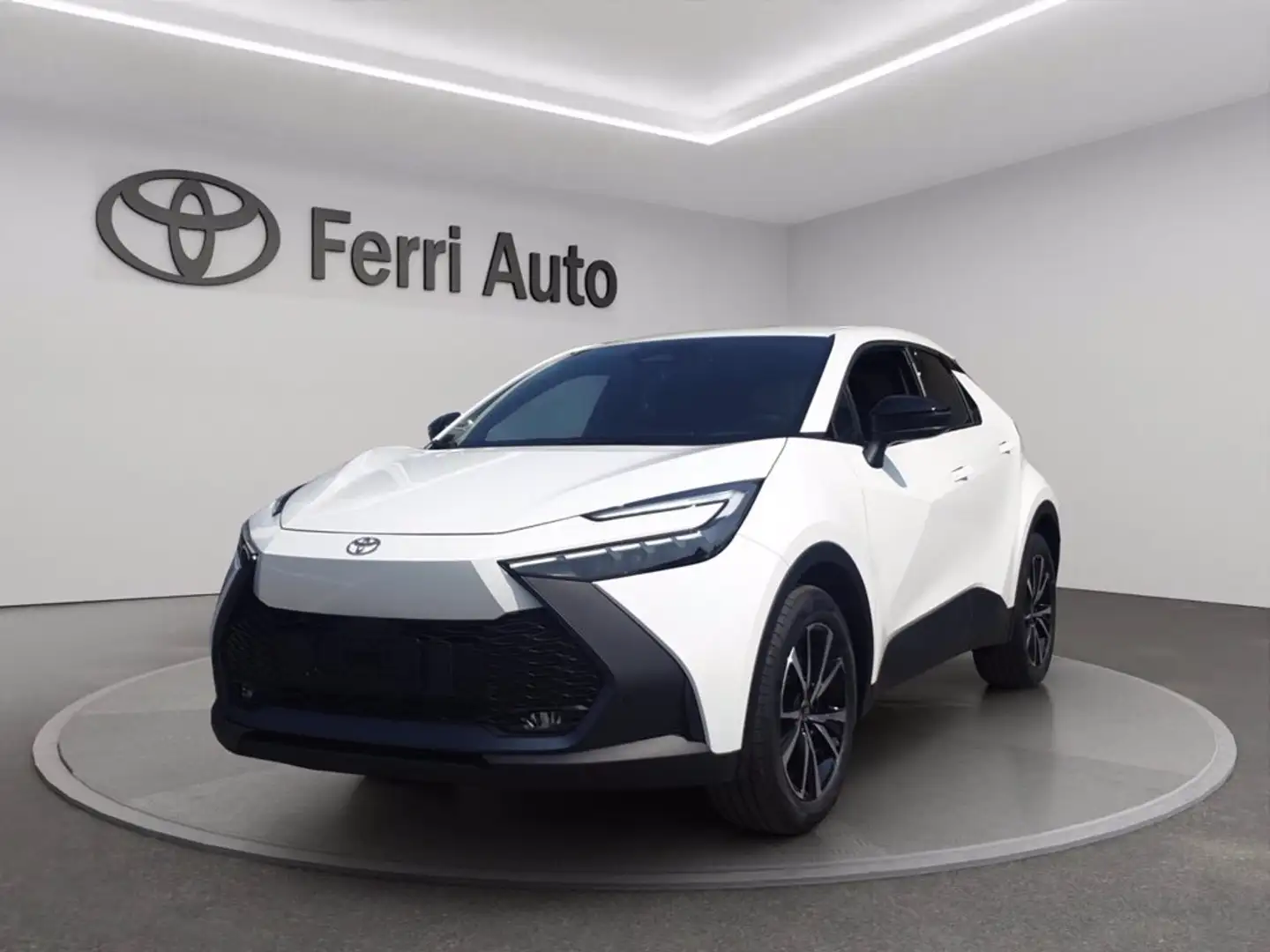 Toyota C-HR 2.0 phev trend fwd e-cvt Bianco - 1