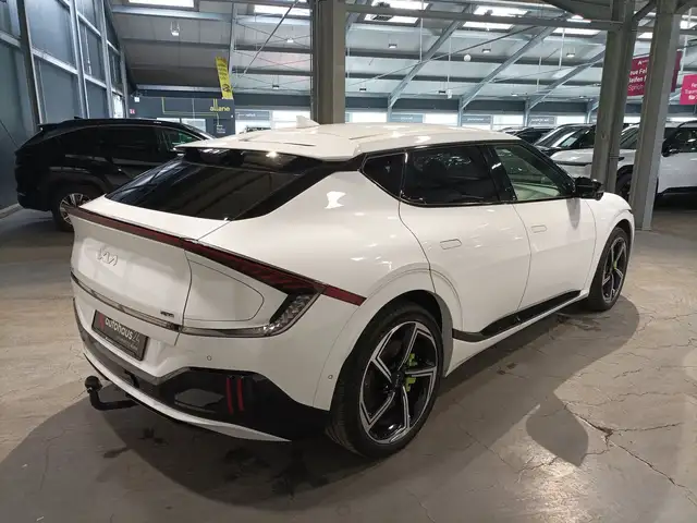 Kia Ev6 view 5