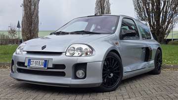Clio 3p 3.0 V6 Sport