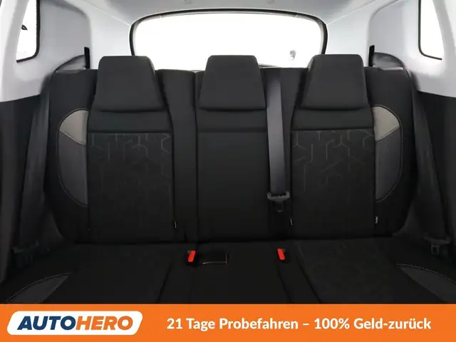 Peugeot 2008 view 15