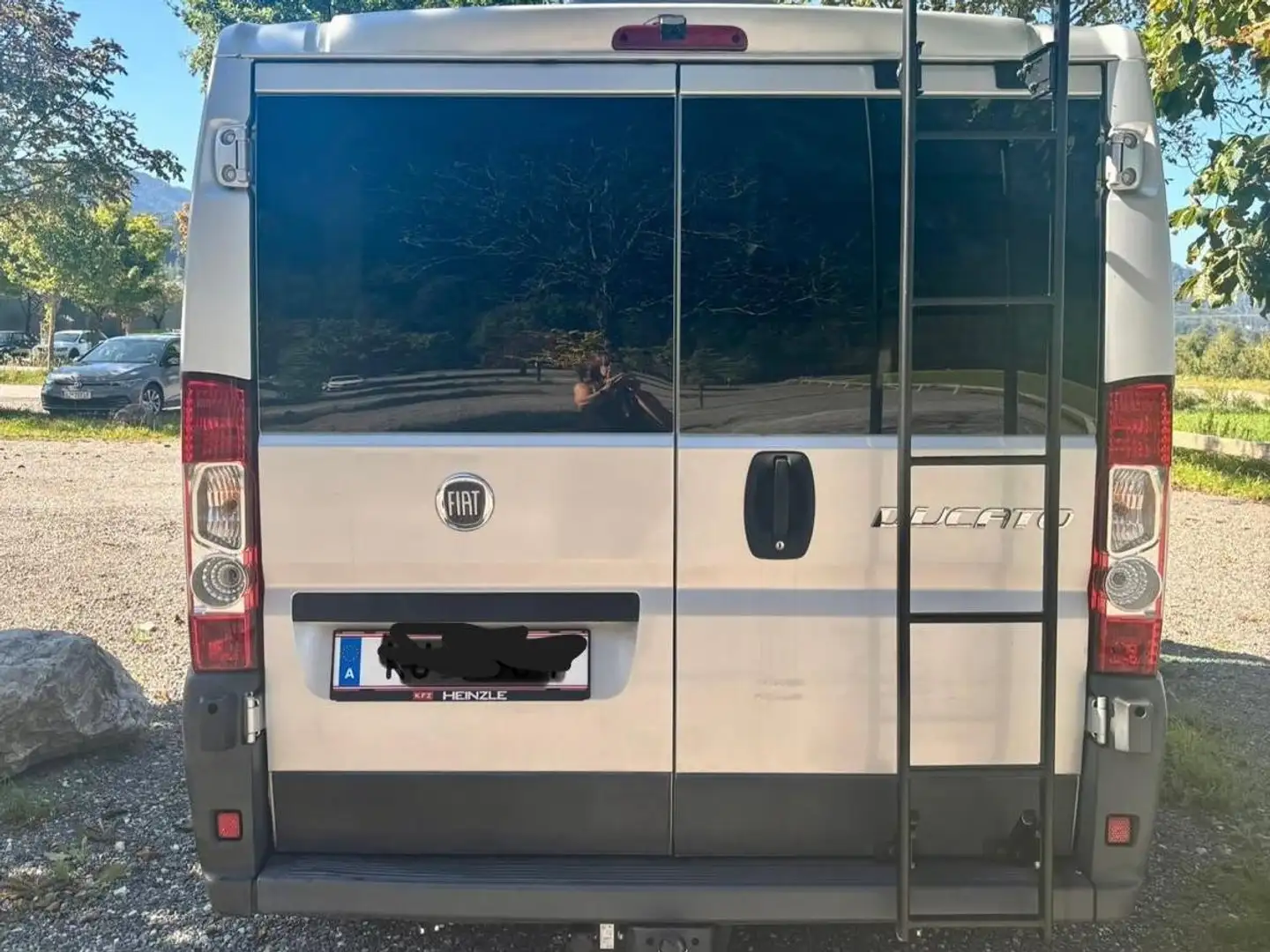 Fiat Ducato Ducato Panorama 30 L1H1 115 Multijet Panorama Stříbrná - 2