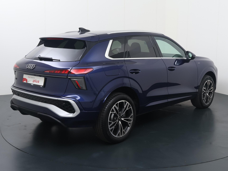 Audi Q3 S edition e-hybrid 200 kW / 272 PK | Audi Sport ve — photo 5