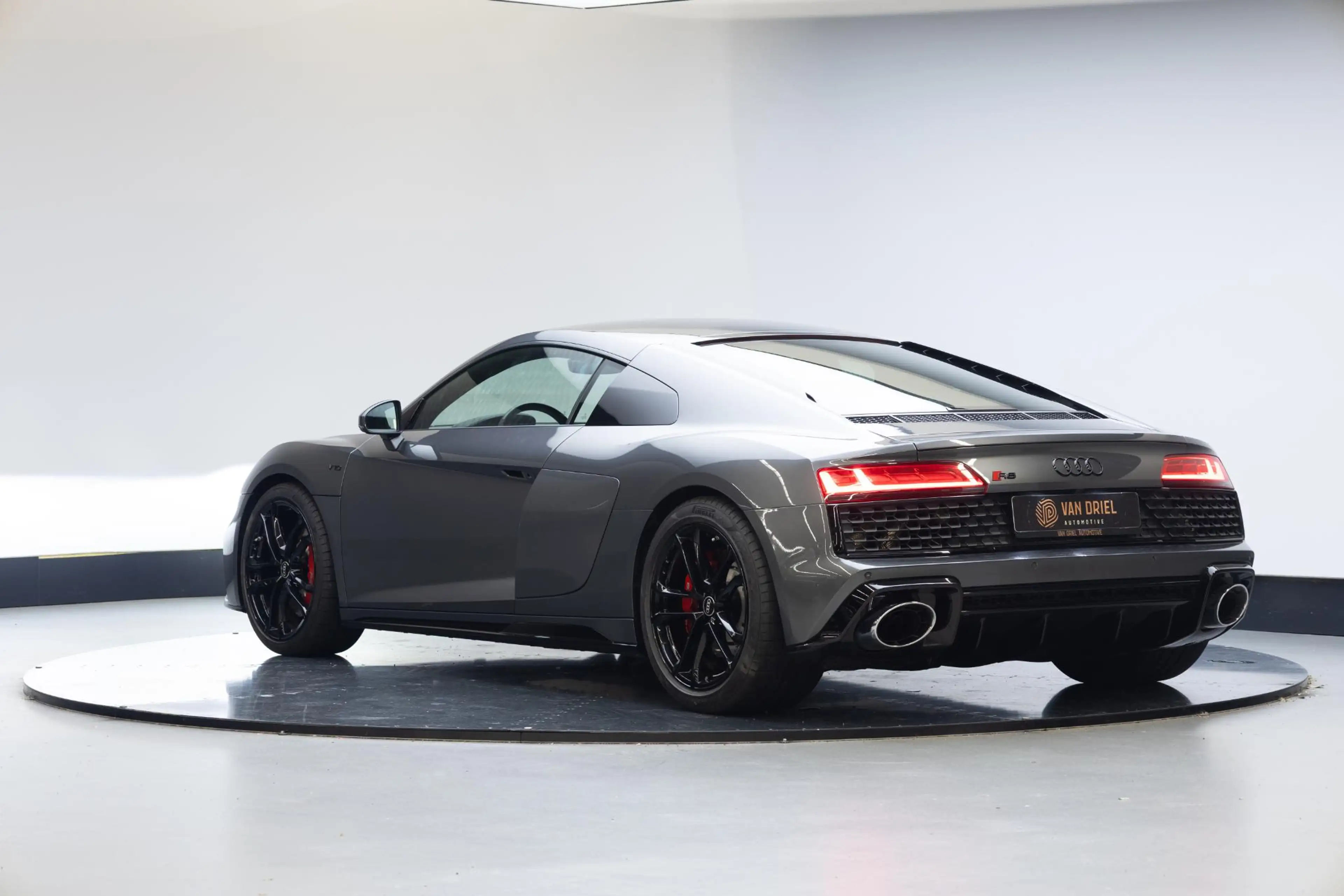Audi R8 5.2 RWD | Nieuwstaat | 19 Inch | 13.161 Km | Camer — photo 2