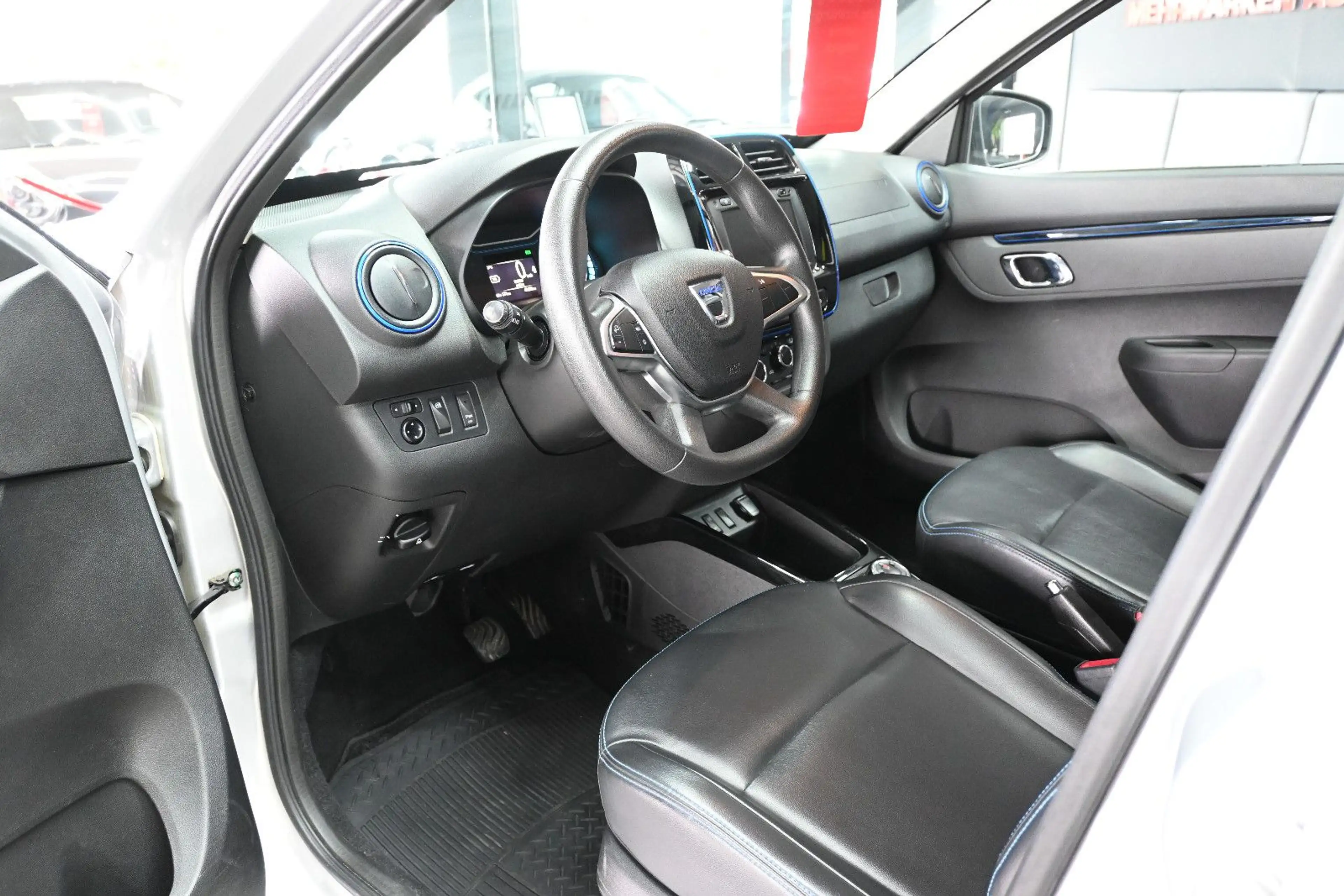 Dacia Spring Electric Comfort CCS/Garantie bis 2029 — photo 11