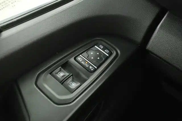 Renault Trafic view 23