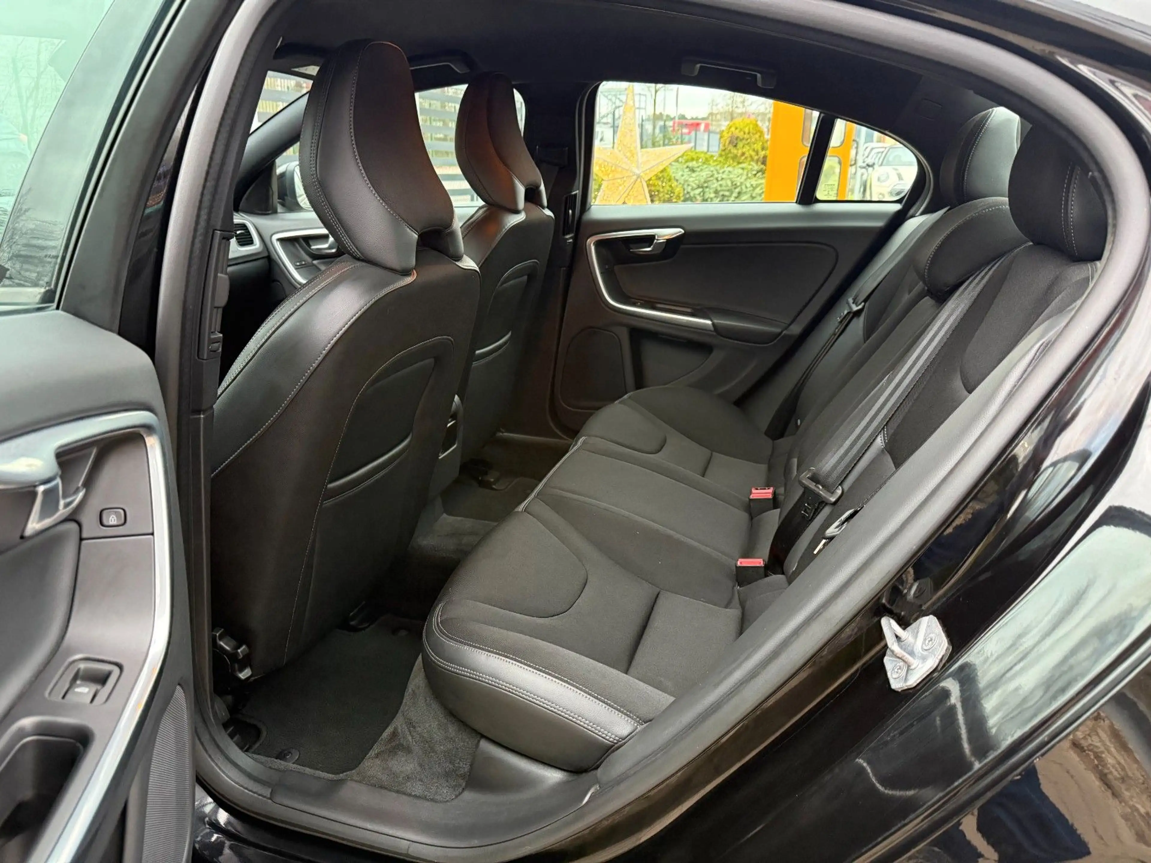 Volvo S60 Lim. Linje Business — photo 11