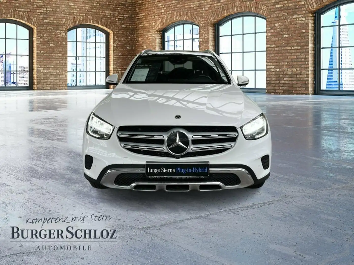 Mercedes-Benz GLC 300 de 4M Pano HUD SpurH SpurW PDC ACC Navi Weiß - 2