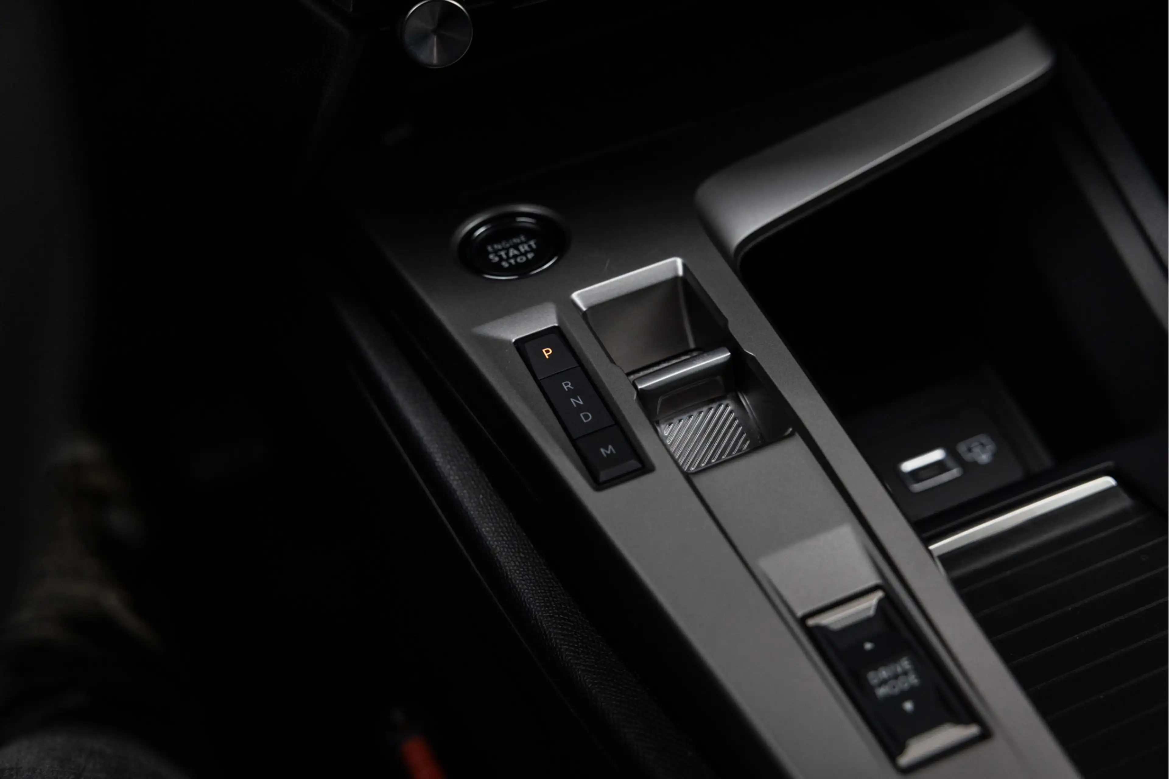 Peugeot 408 1.2 Hybrid 145 e-DCS6 Allure | Camera | 19" | ACC — photo 13