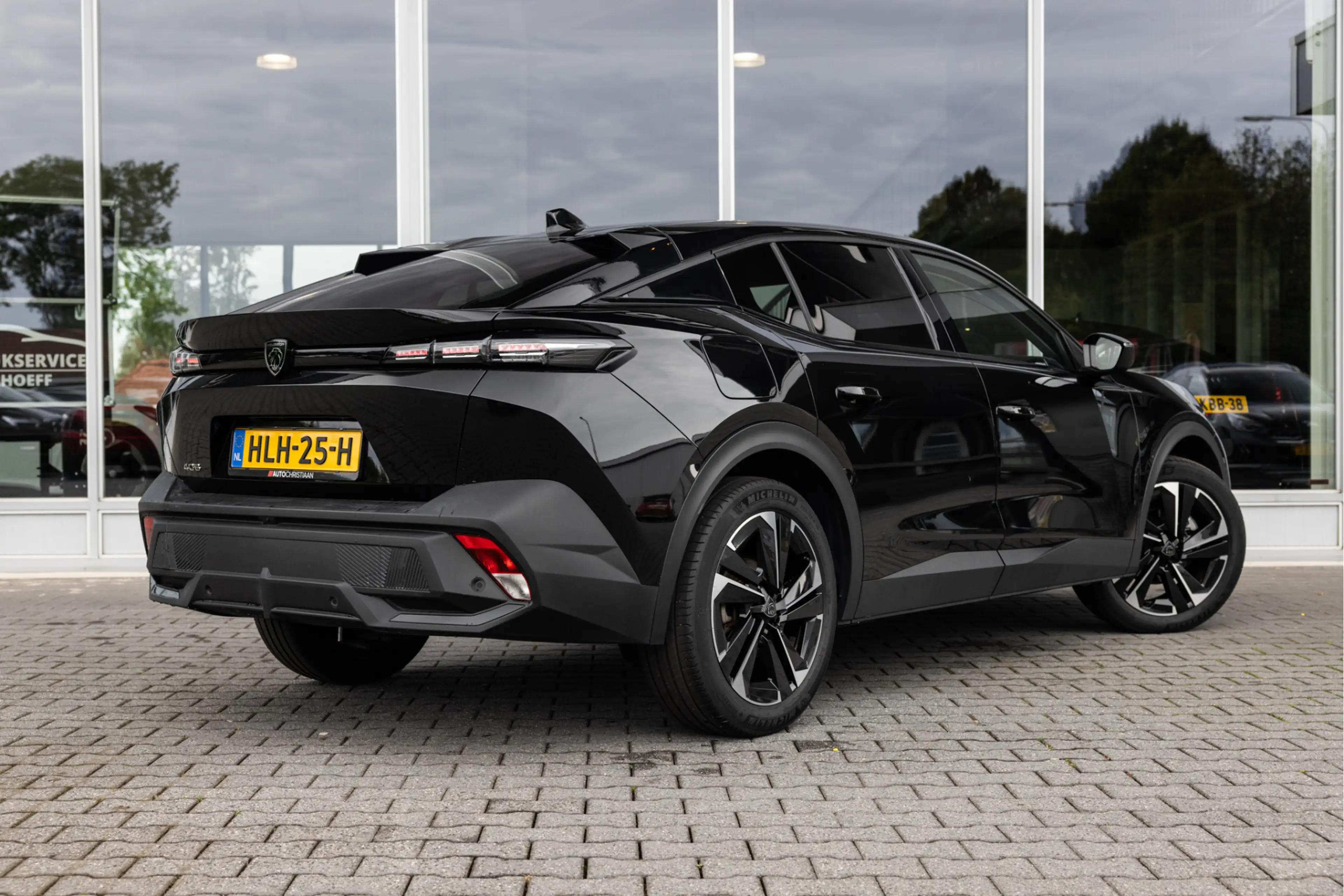 Peugeot 408 1.2 Hybrid 145 e-DCS6 Allure | Camera | 19" | ACC — photo 21