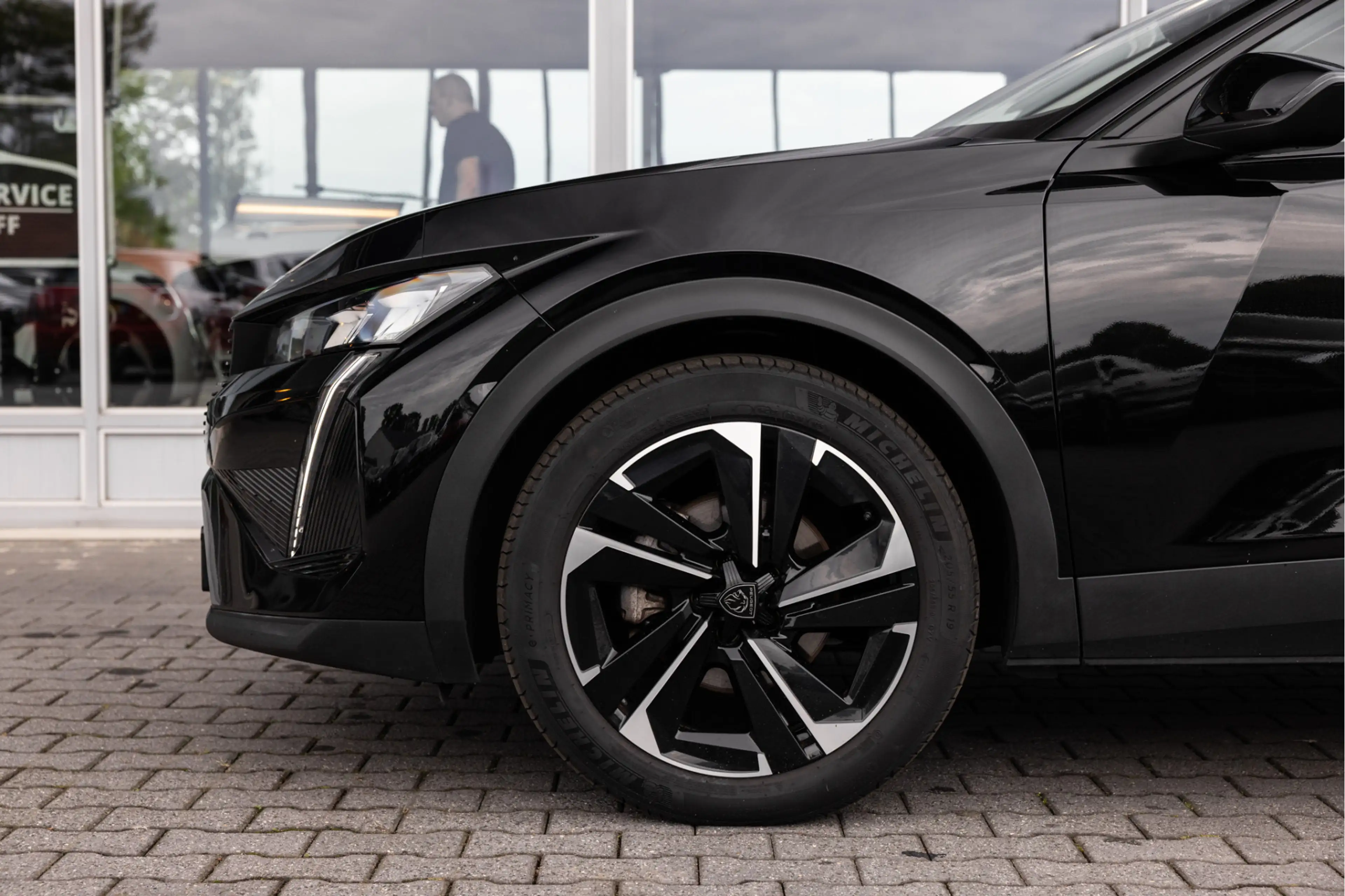 Peugeot 408 1.2 Hybrid 145 e-DCS6 Allure | Camera | 19" | ACC — photo 35