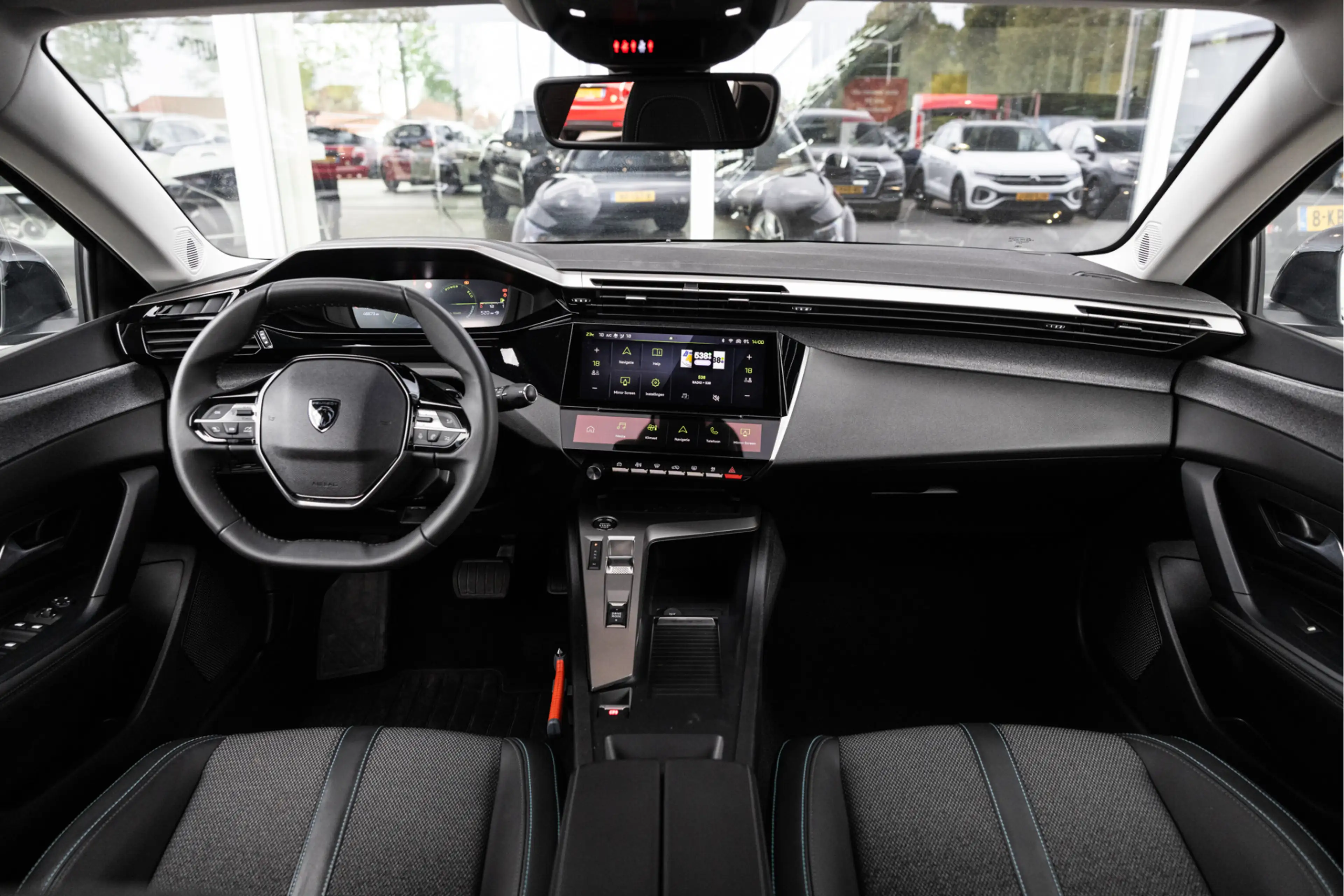 Peugeot 408 1.2 Hybrid 145 e-DCS6 Allure | Camera | 19" | ACC — photo 25
