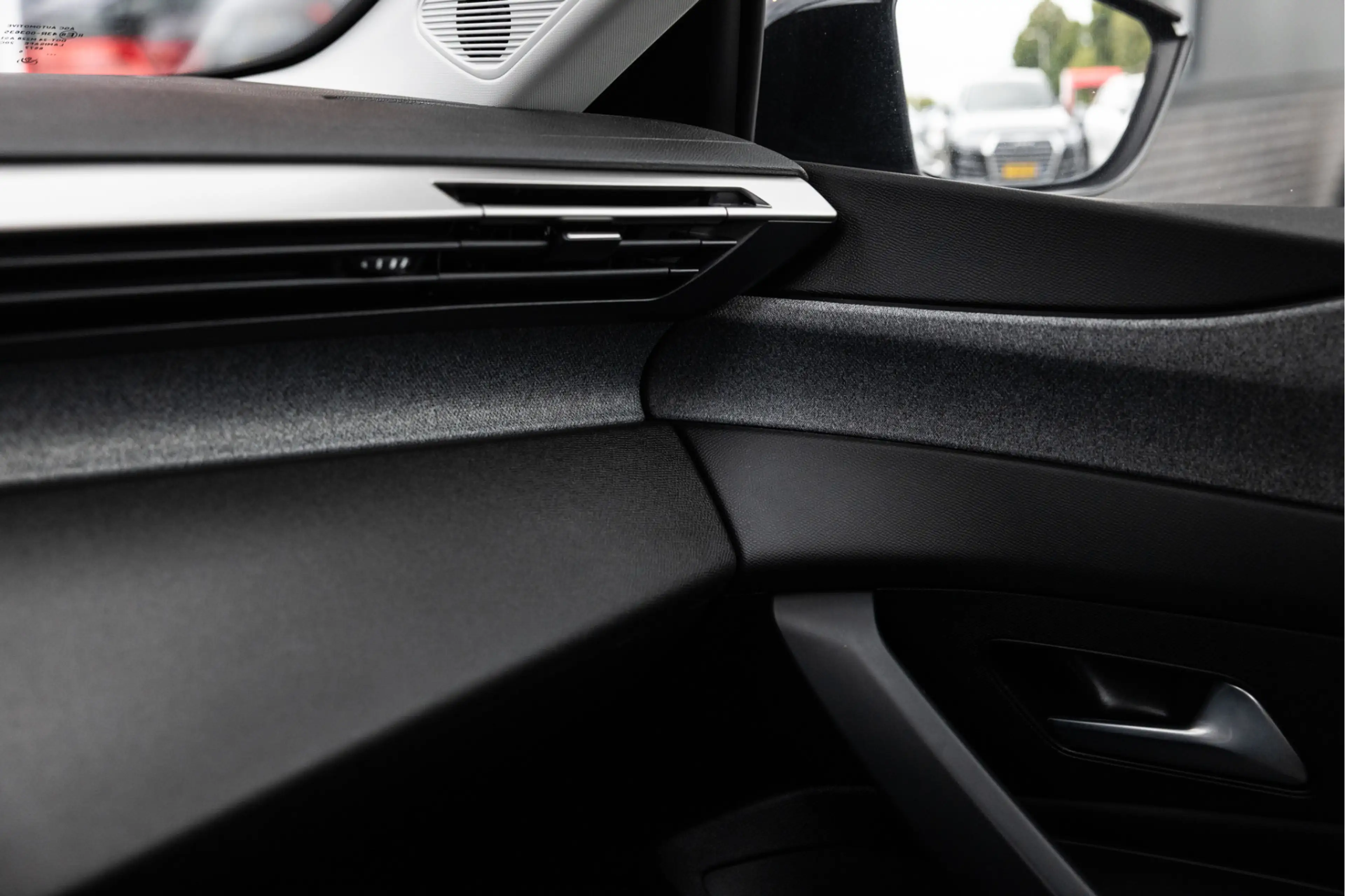 Peugeot 408 1.2 Hybrid 145 e-DCS6 Allure | Camera | 19" | ACC — photo 15