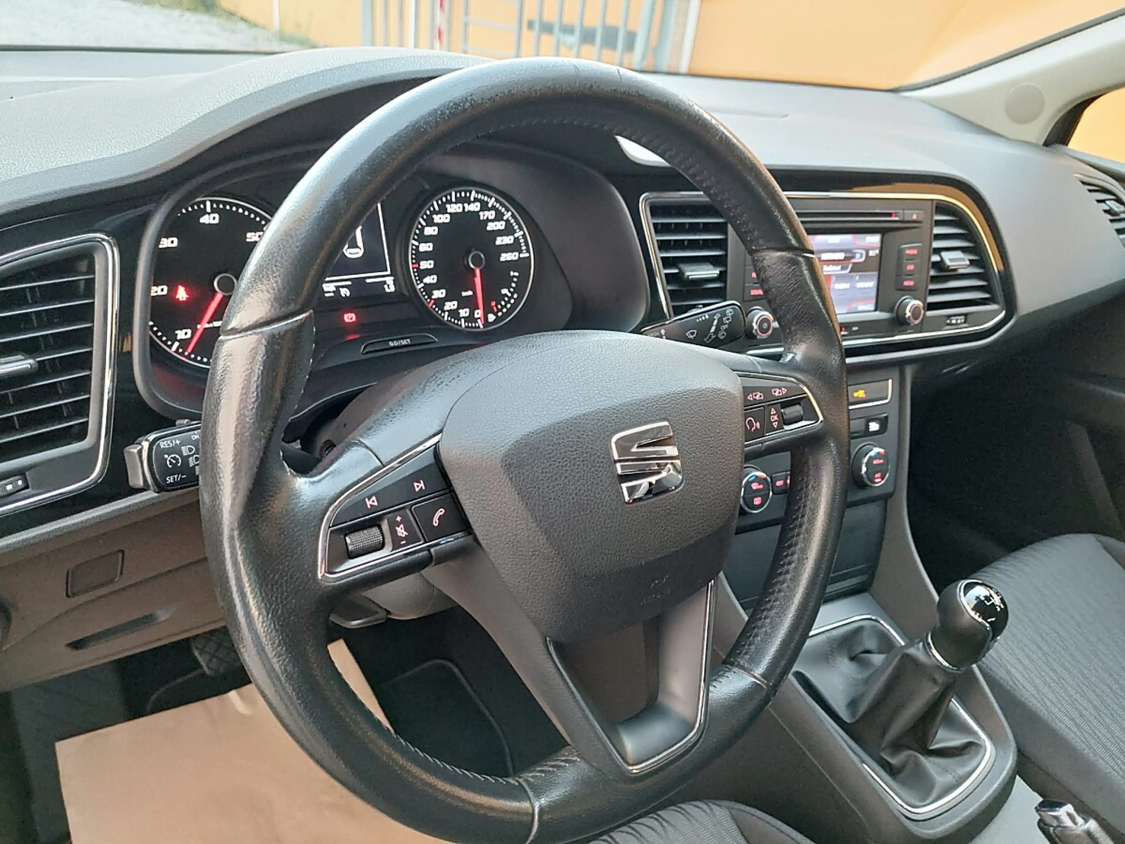 SEAT Leon Style 1,6 TDI CR Start-Stopp — photo 10